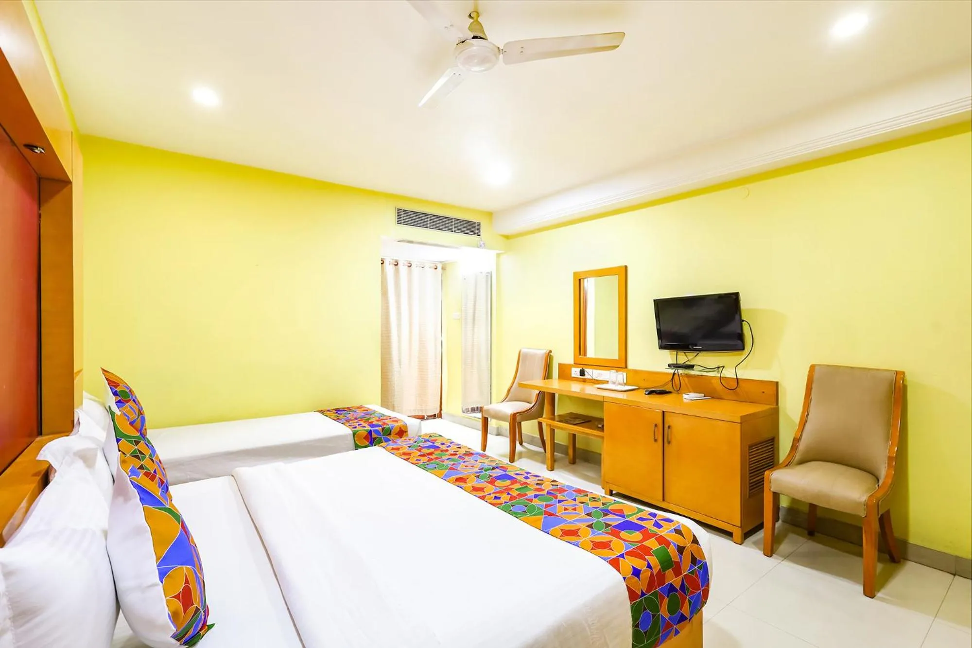 Bed in Fabhotel Prime Mahalaya Residency - Nr Pallavaram Railway Station