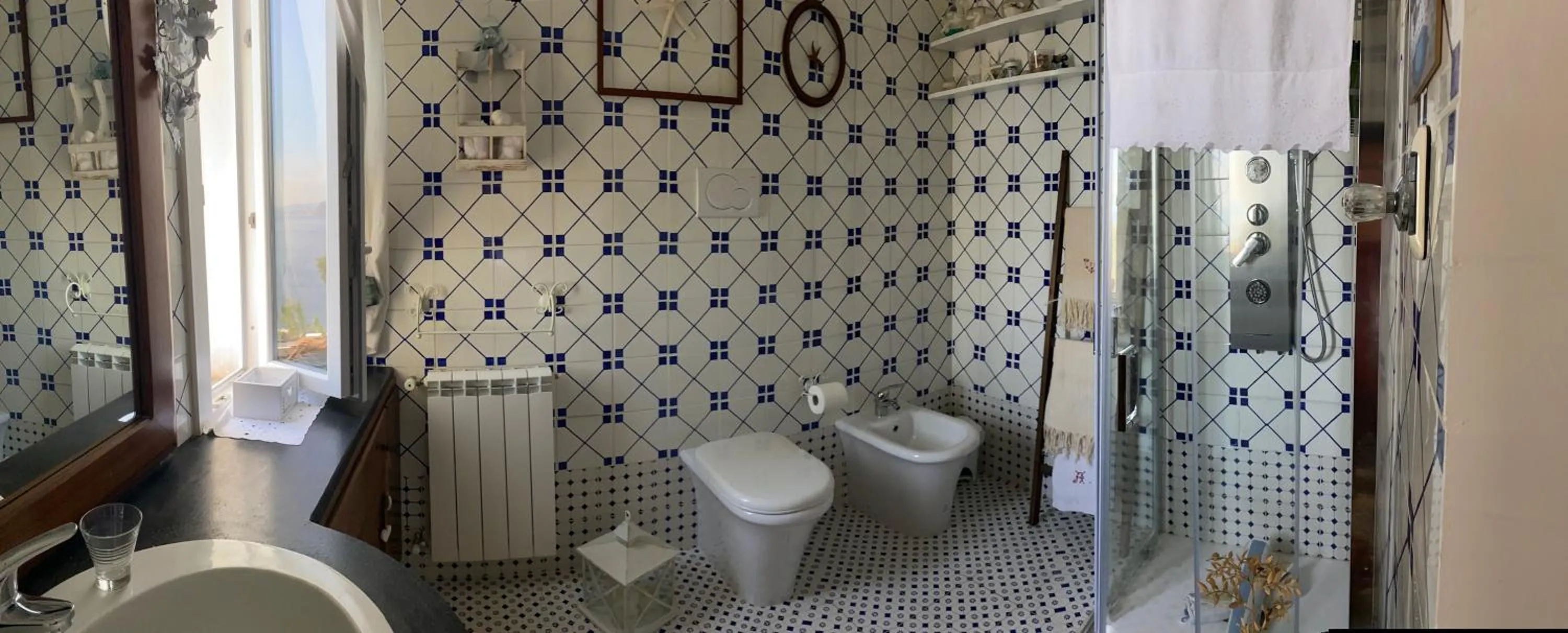 Toilet in Summer Paradise