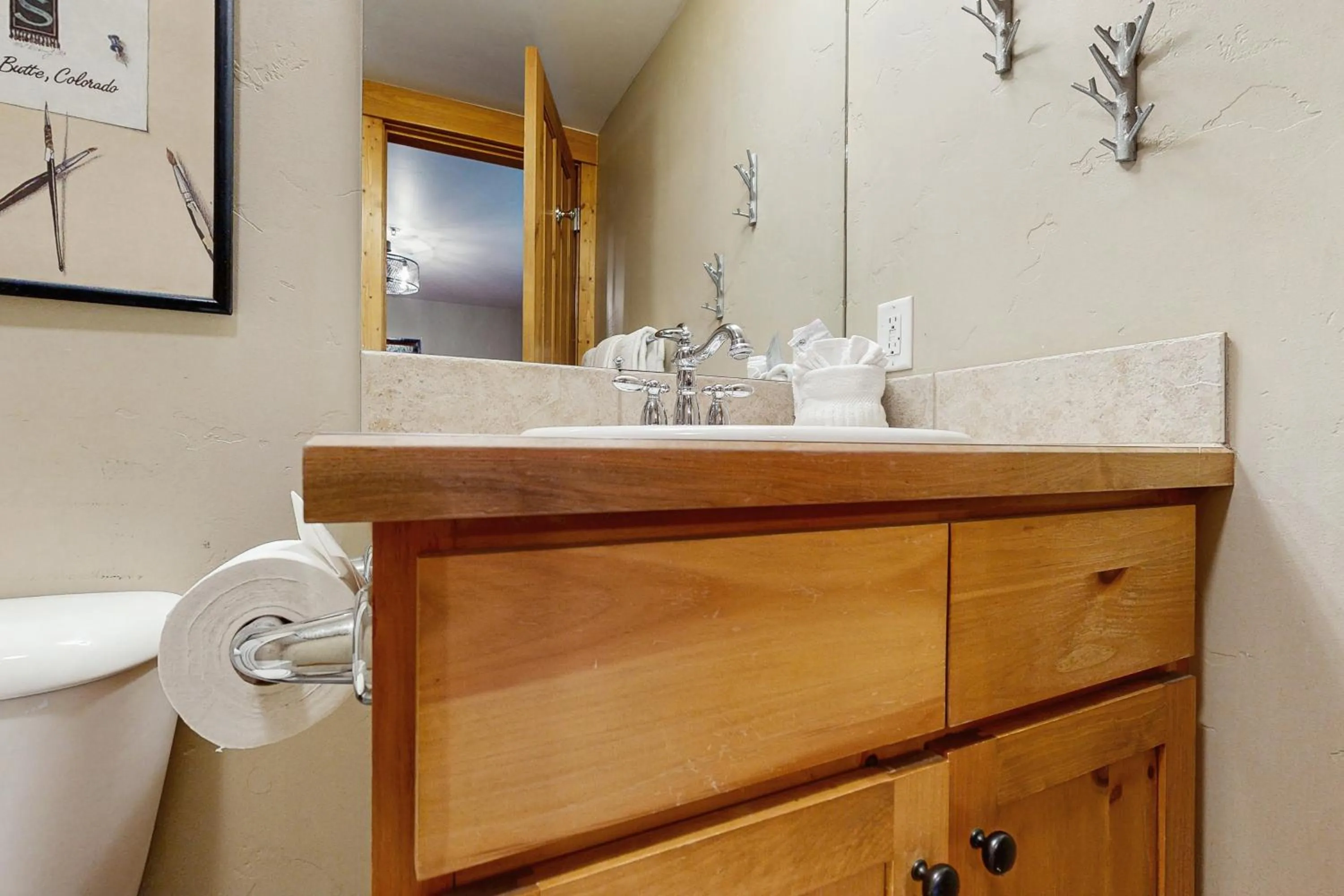 Pines at Orehouse 101 PH1