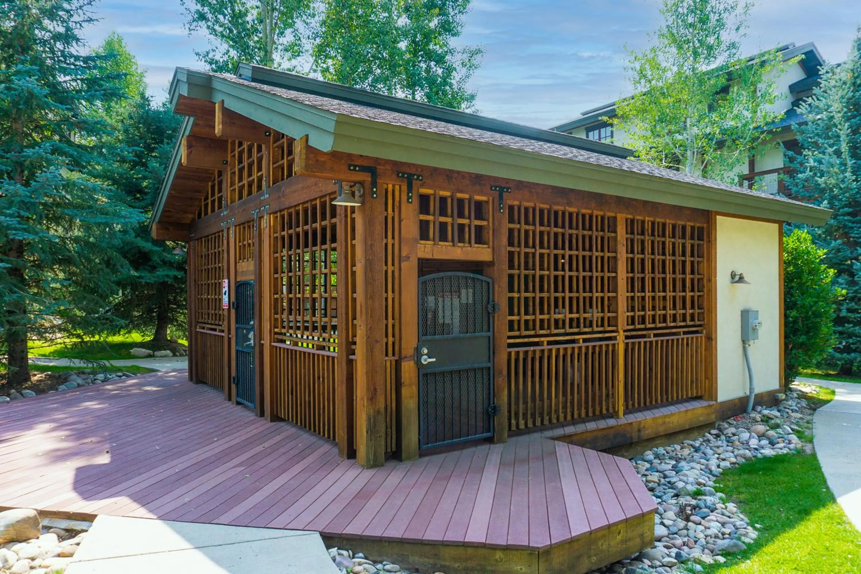 Pines at Orehouse 101 PH1