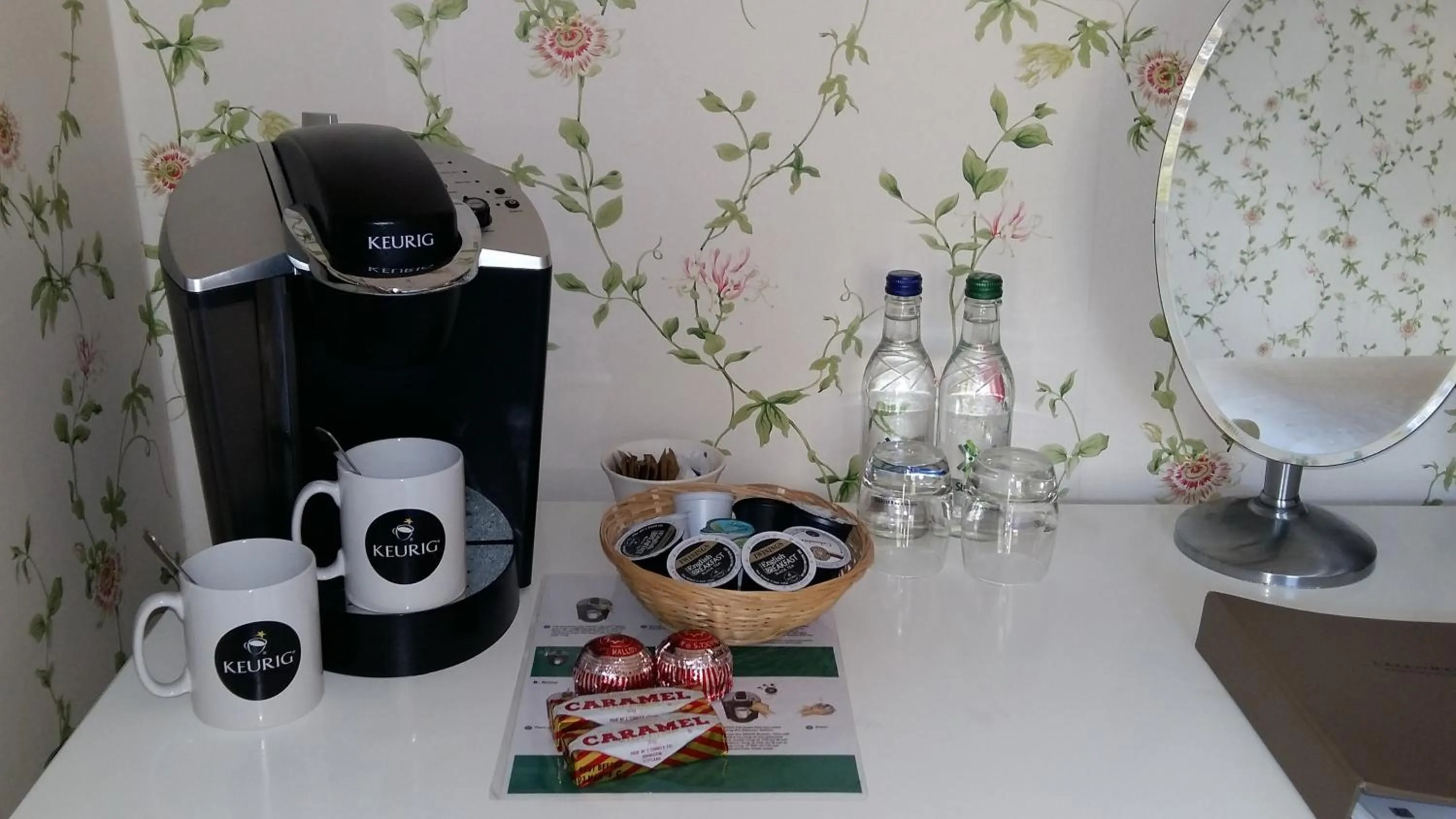 Coffee/tea facilities in Karma Lake Of Menteith Hotel