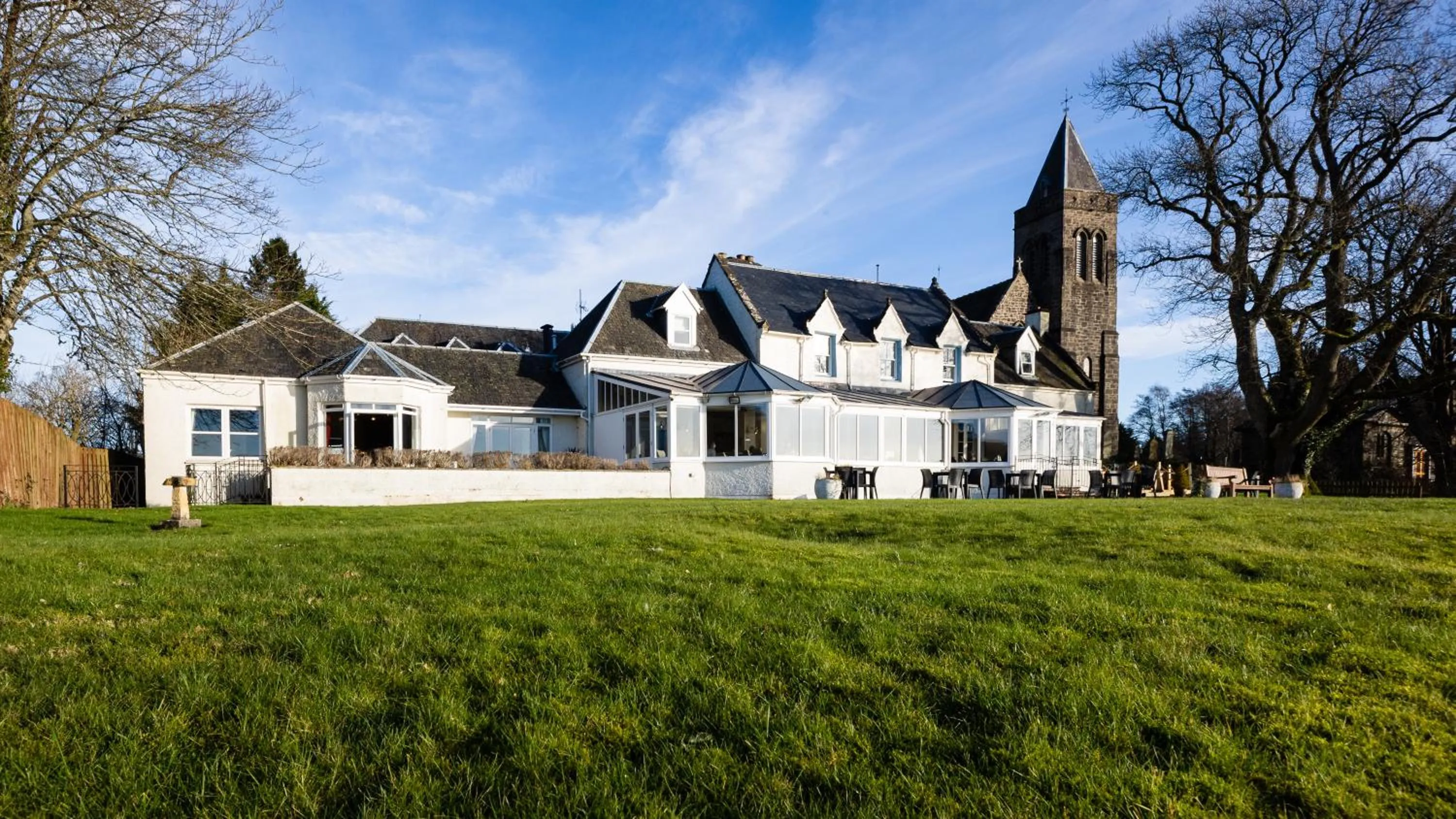 Property building in Karma Lake Of Menteith Hotel