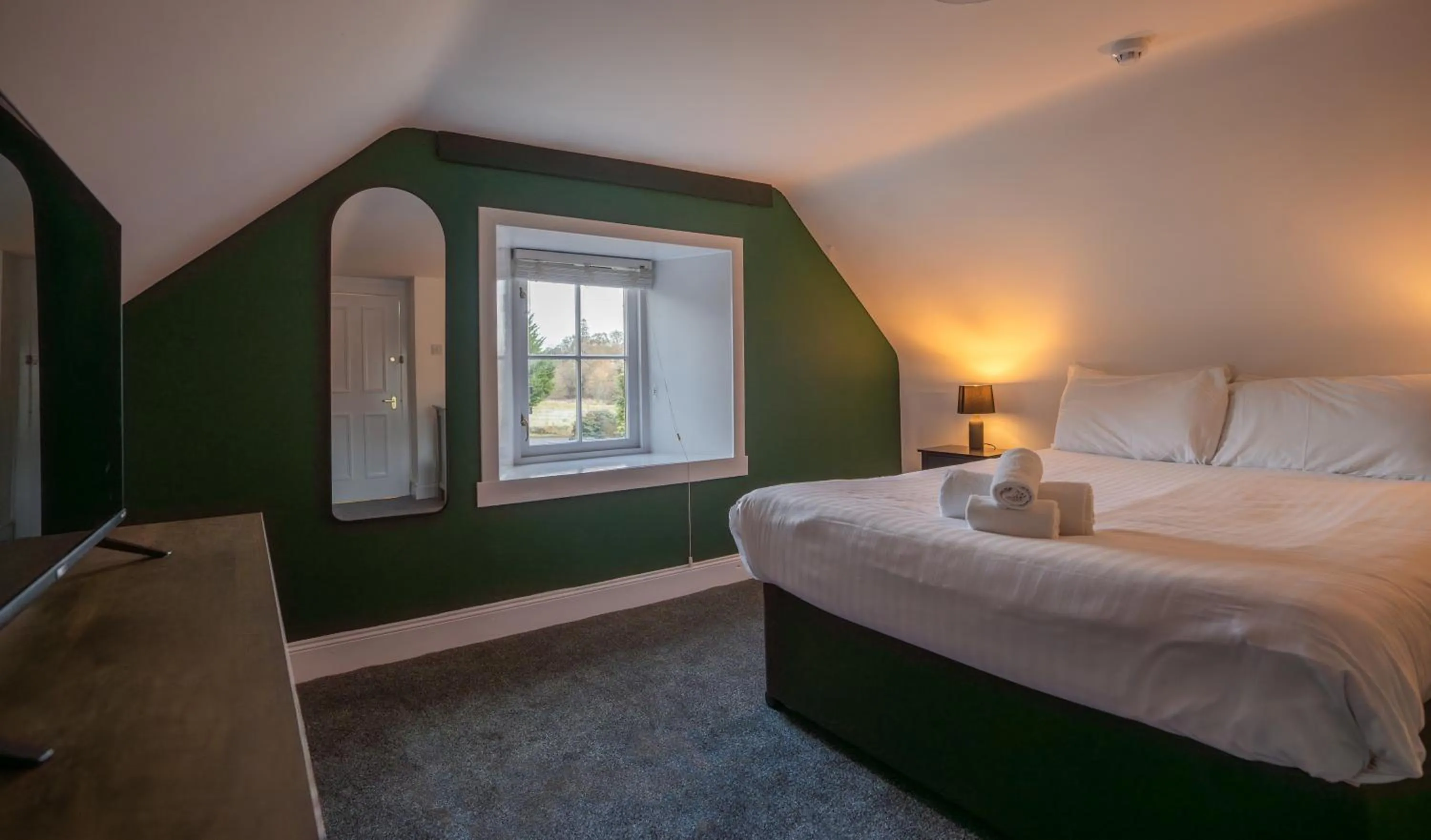 Karma Lake Of Menteith Hotel