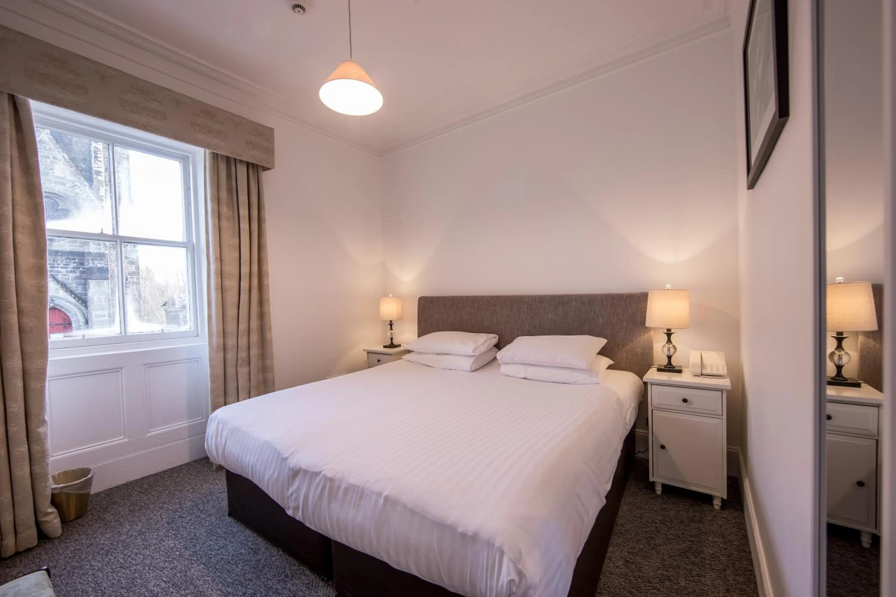 Photo of the whole room in Karma Lake Of Menteith Hotel