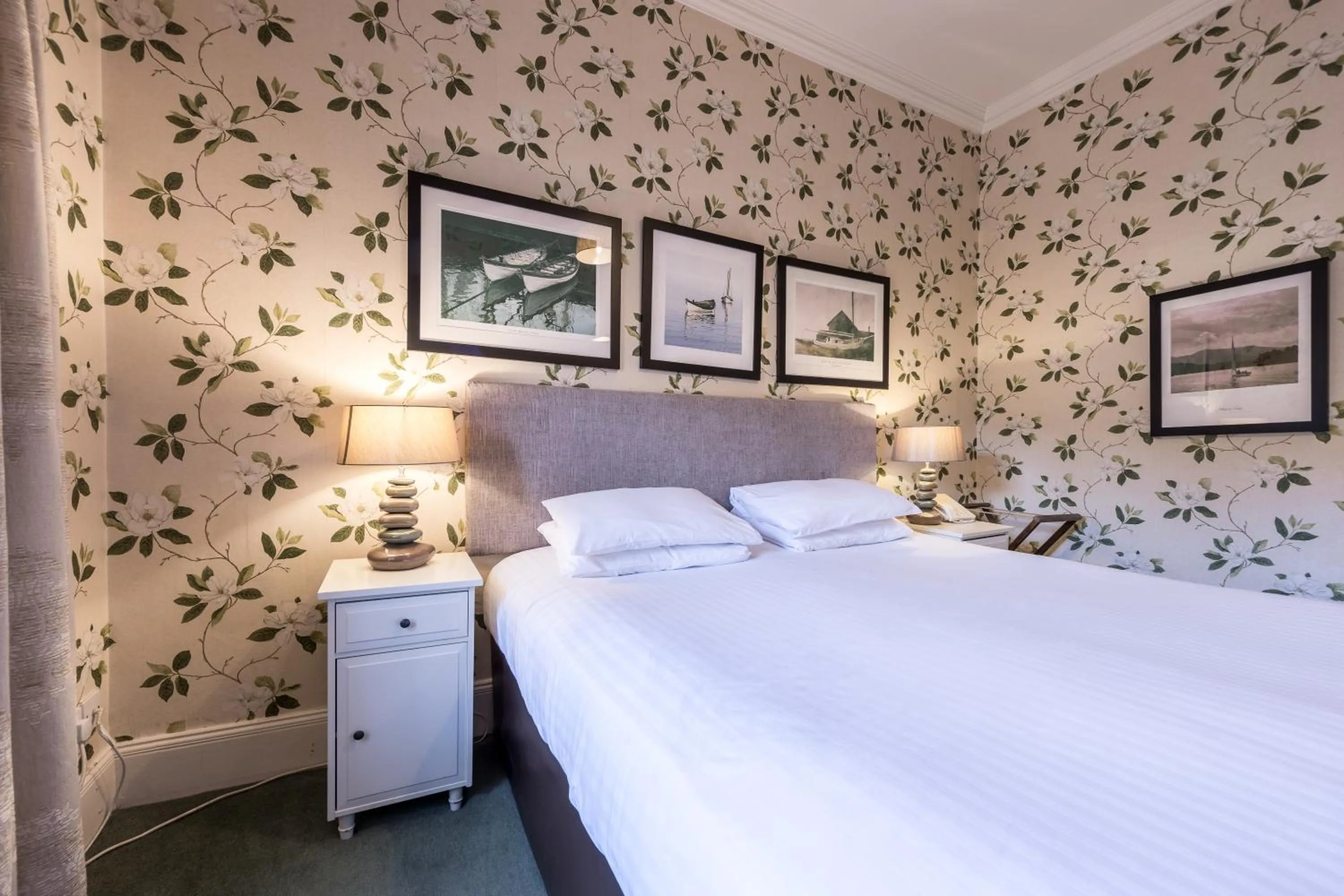 Bed in Karma Lake Of Menteith Hotel