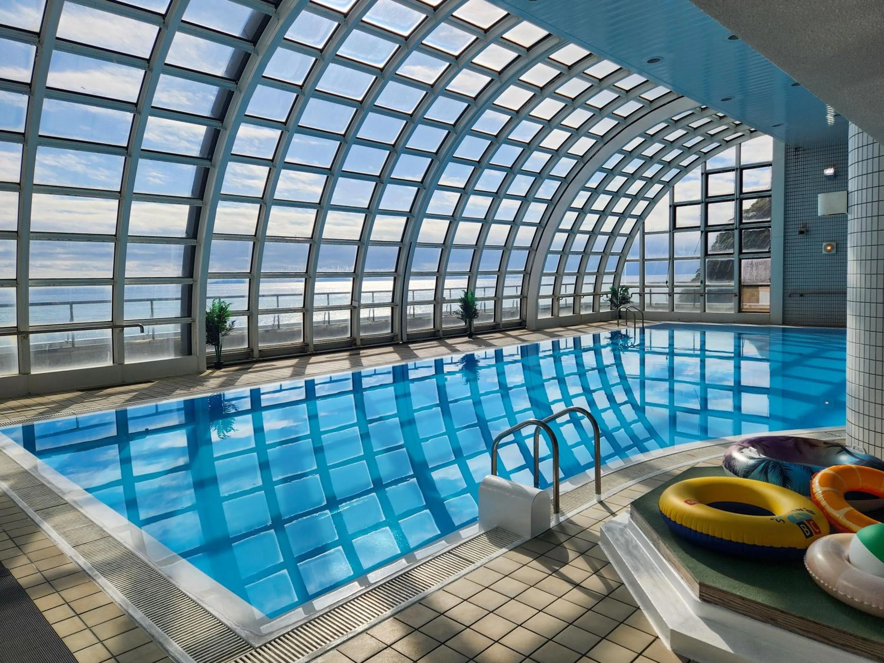 Pool view in Hotel Cetus Royal