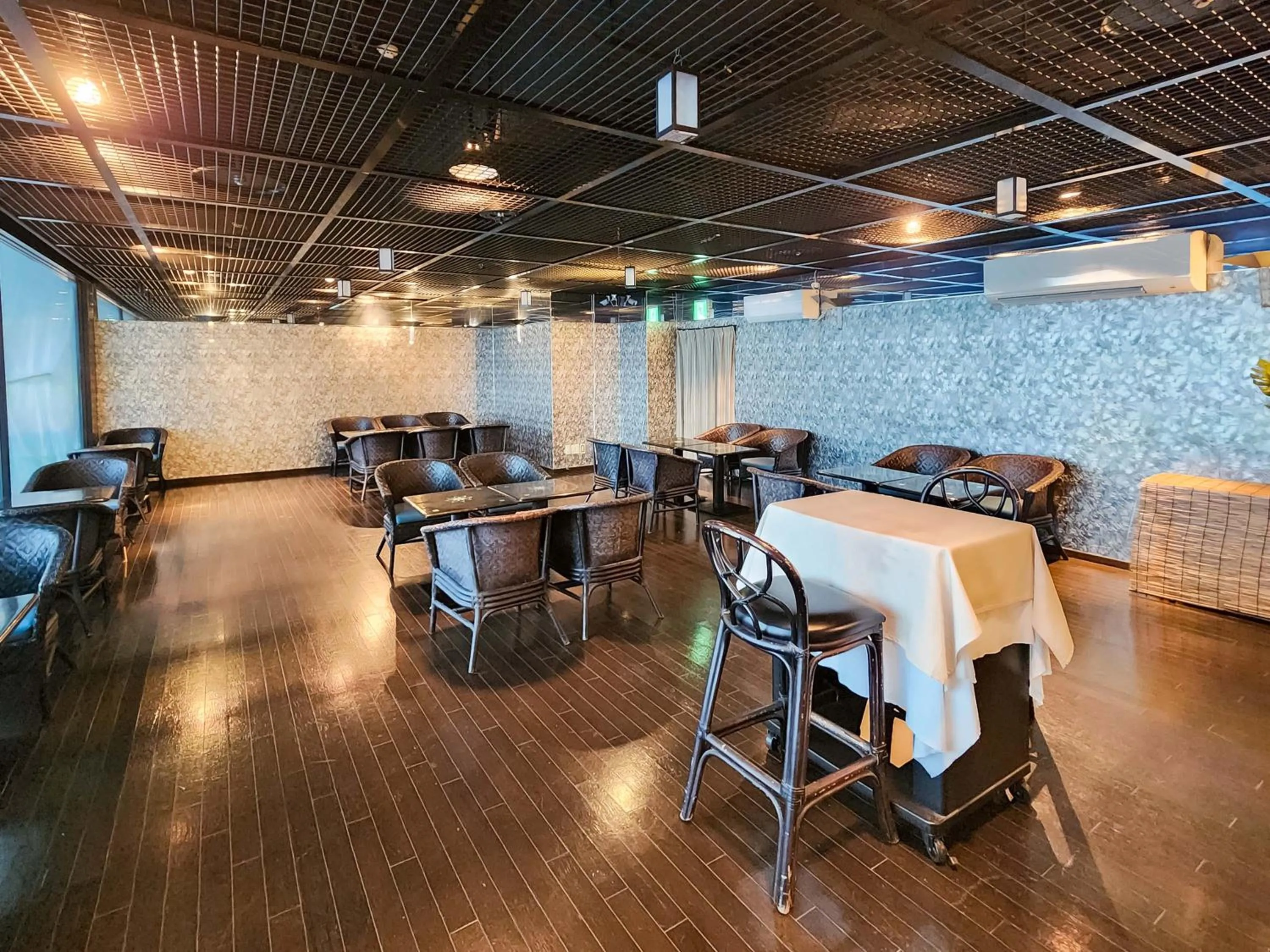 Lounge or bar in Hotel Cetus Royal