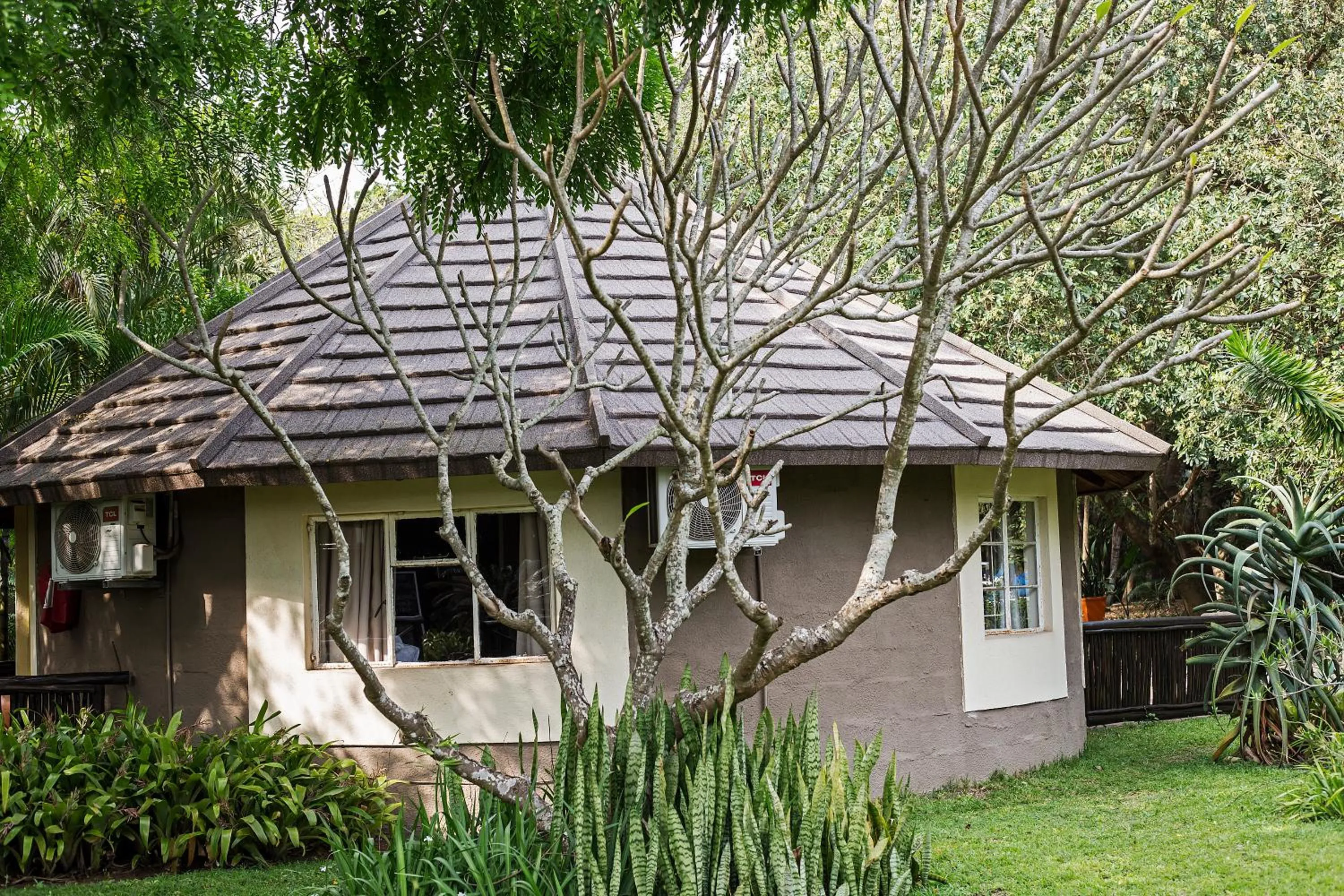 Property building in Emdoneni Lodge with Zululand Cat Conservation Project