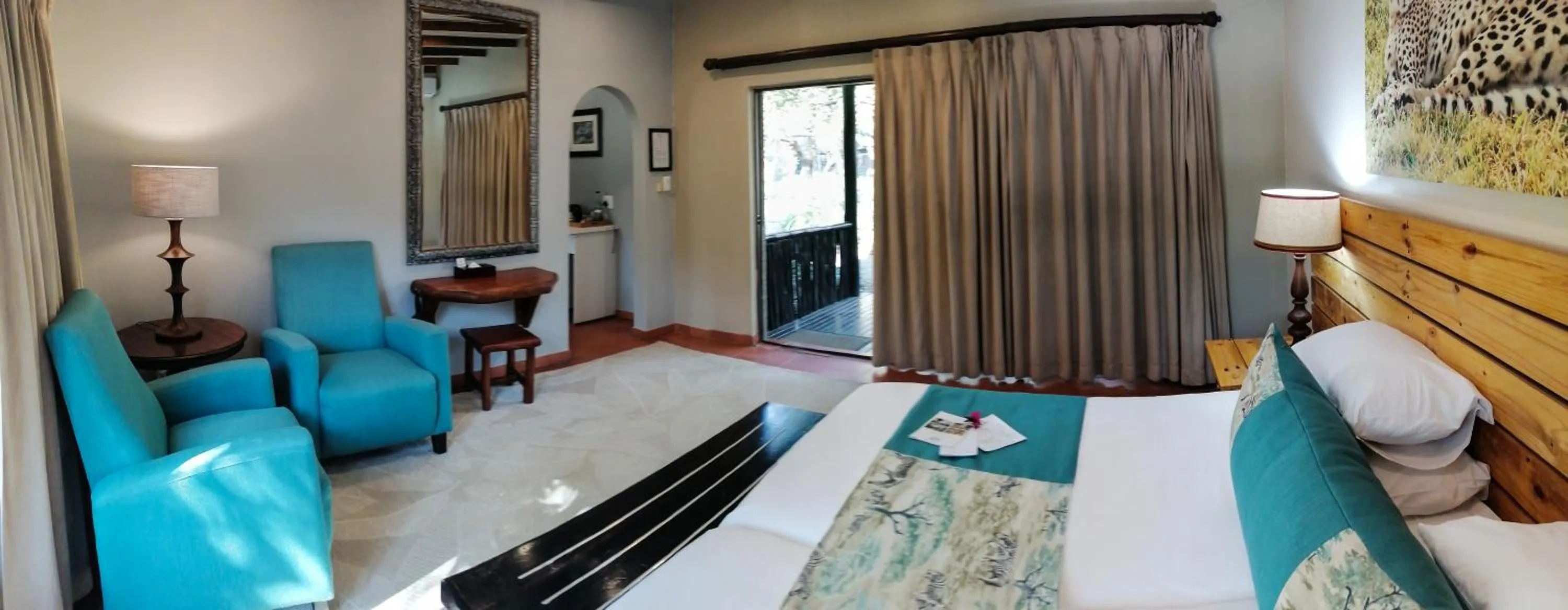 Bed in Emdoneni Lodge with Zululand Cat Conservation Project