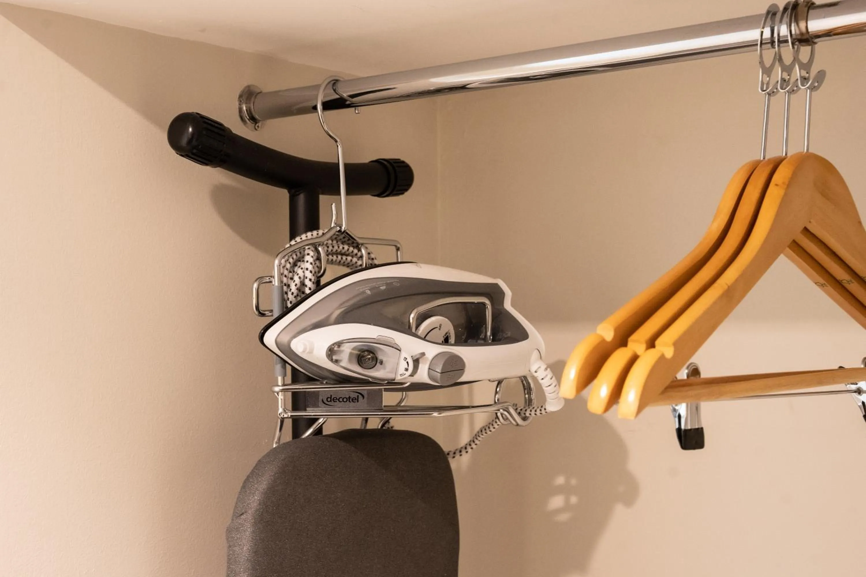 Decorative detail in Almondsbury Inn & Lounge