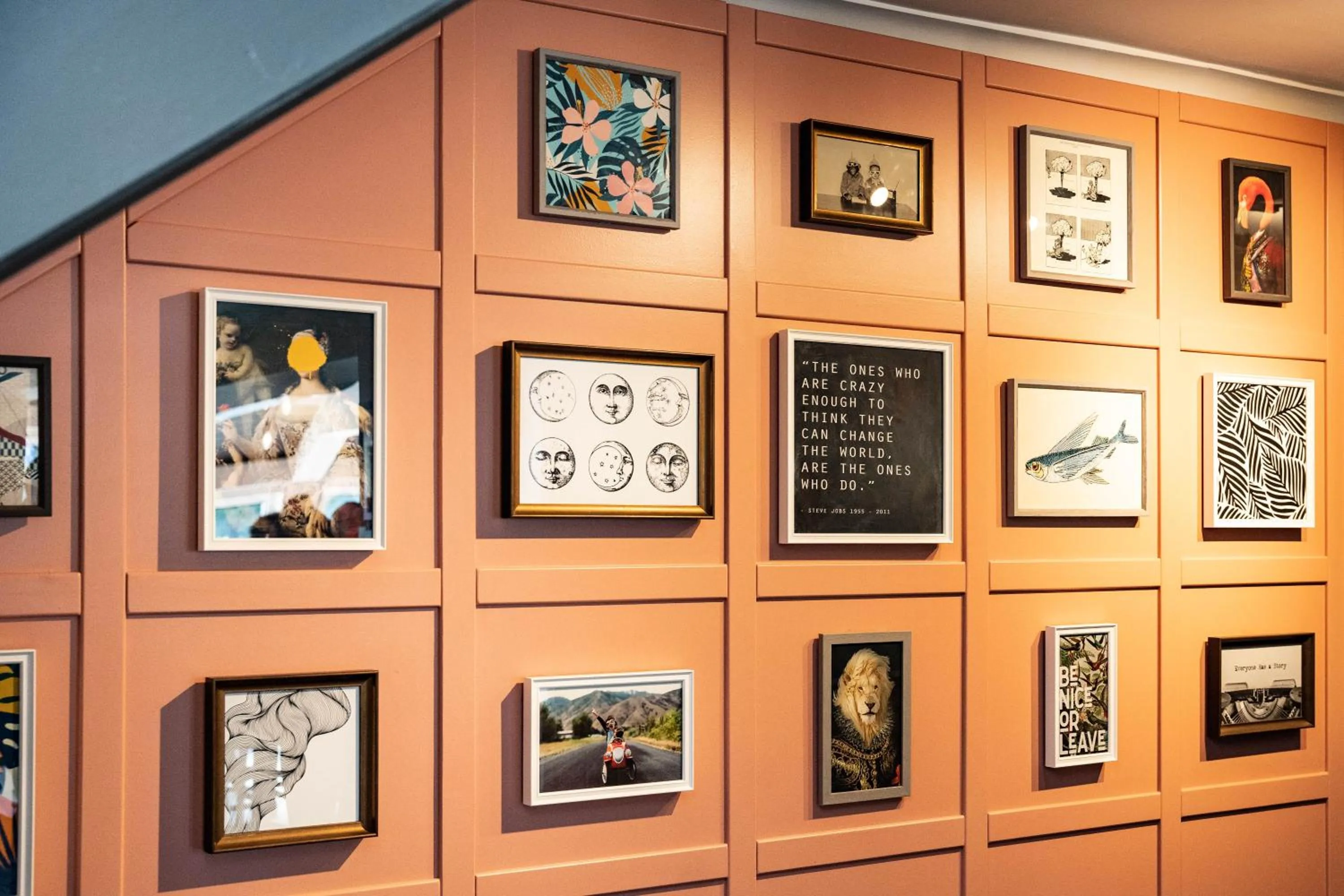 Decorative detail in Almondsbury Inn & Lounge