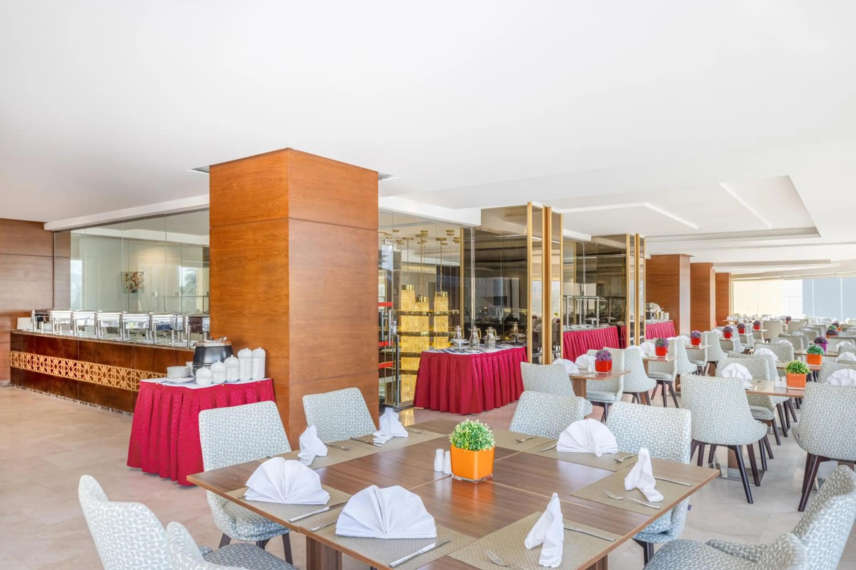 Restaurant/places to eat in Blue Coral Hotel