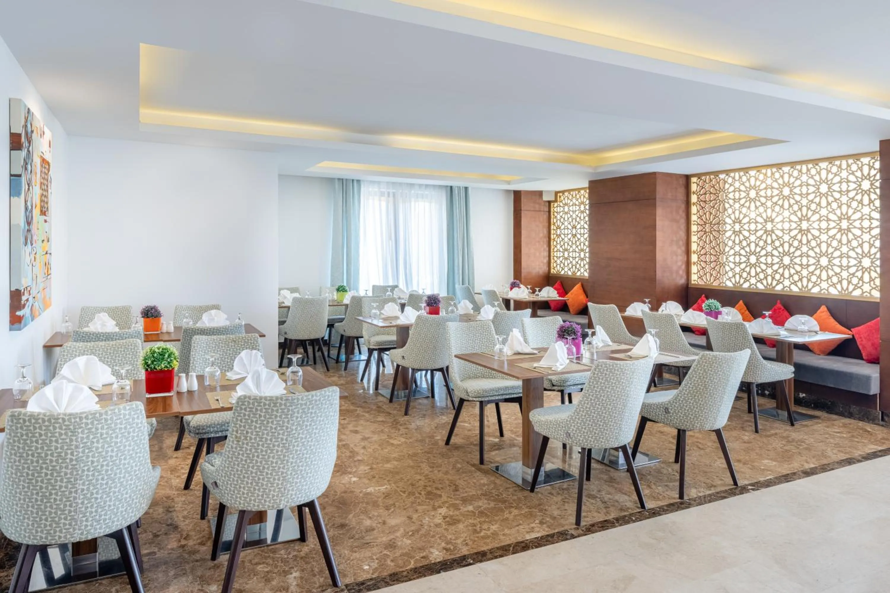 Restaurant/places to eat in Blue Coral Hotel