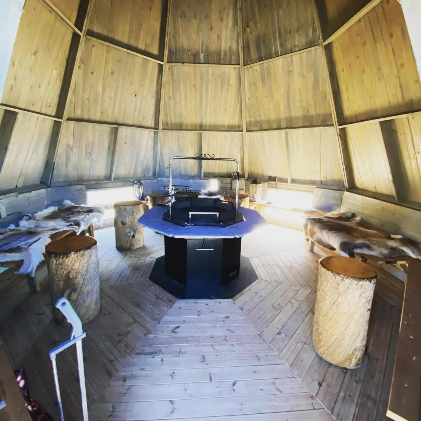 BBQ facilities in Ivalo River Camping