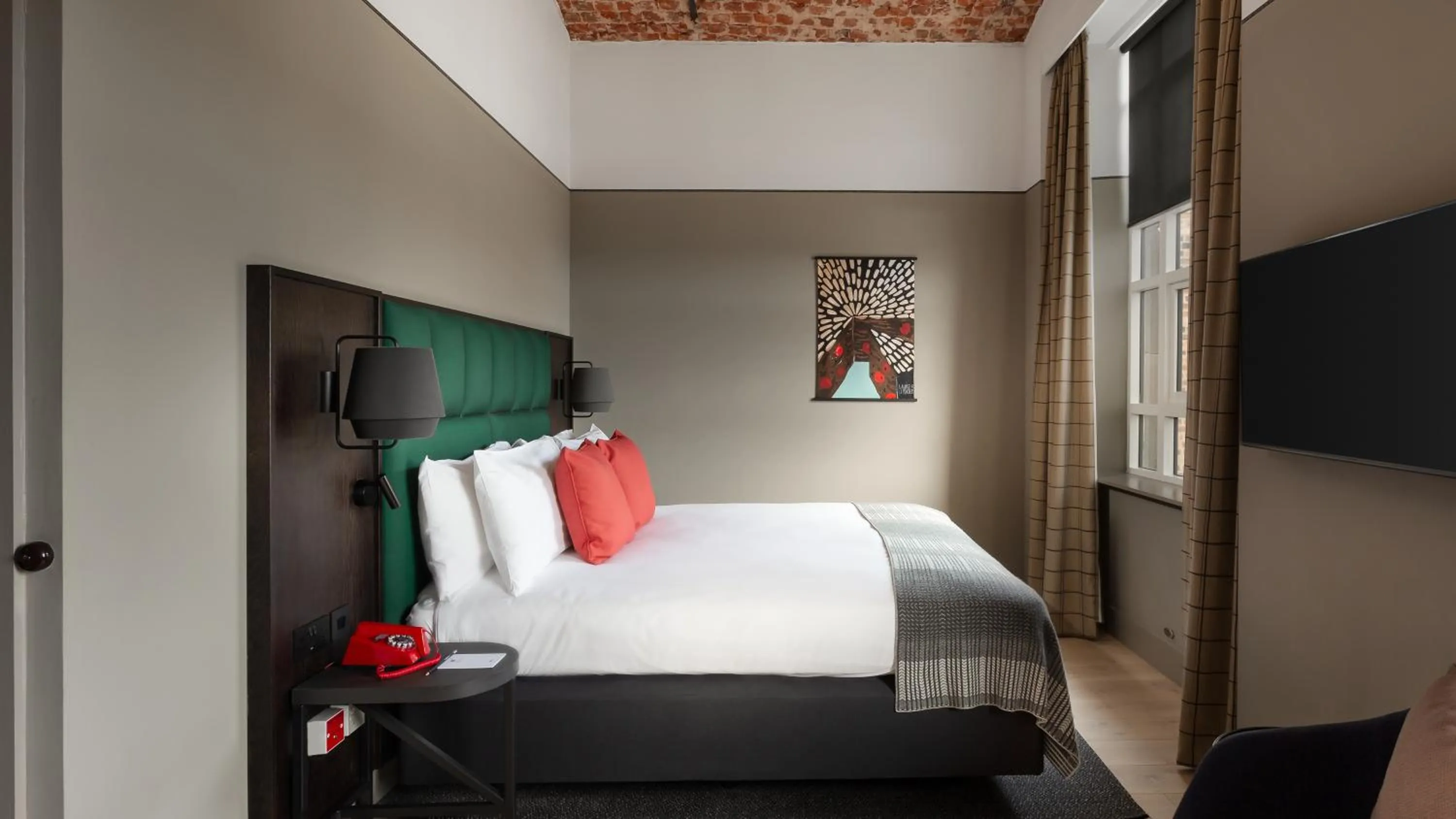 Bedroom, Bed in Hotel Indigo - Dundee by IHG