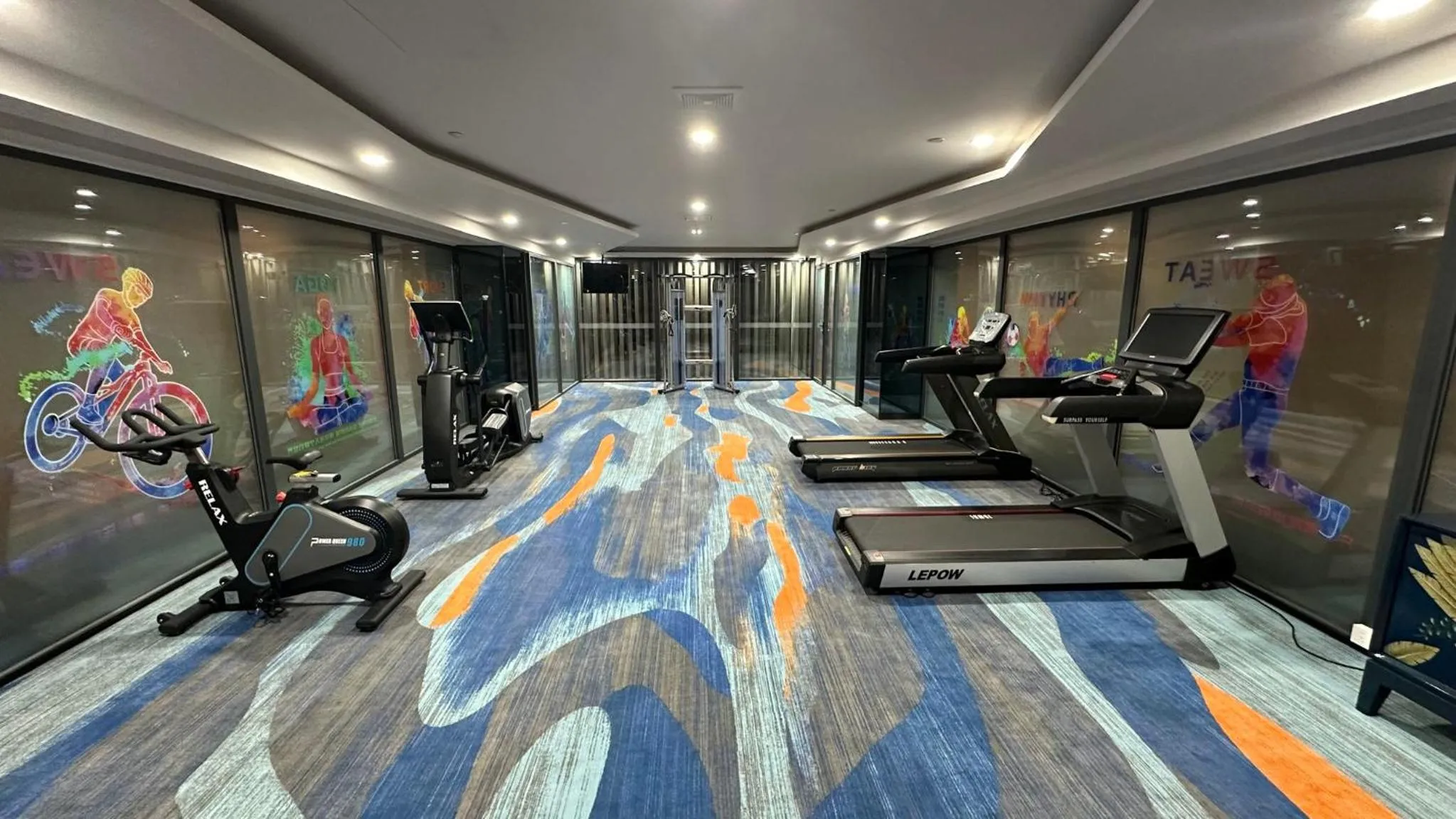 Fitness centre/facilities in Holiday Inn Express Zhengzhou Zhengdong by IHG