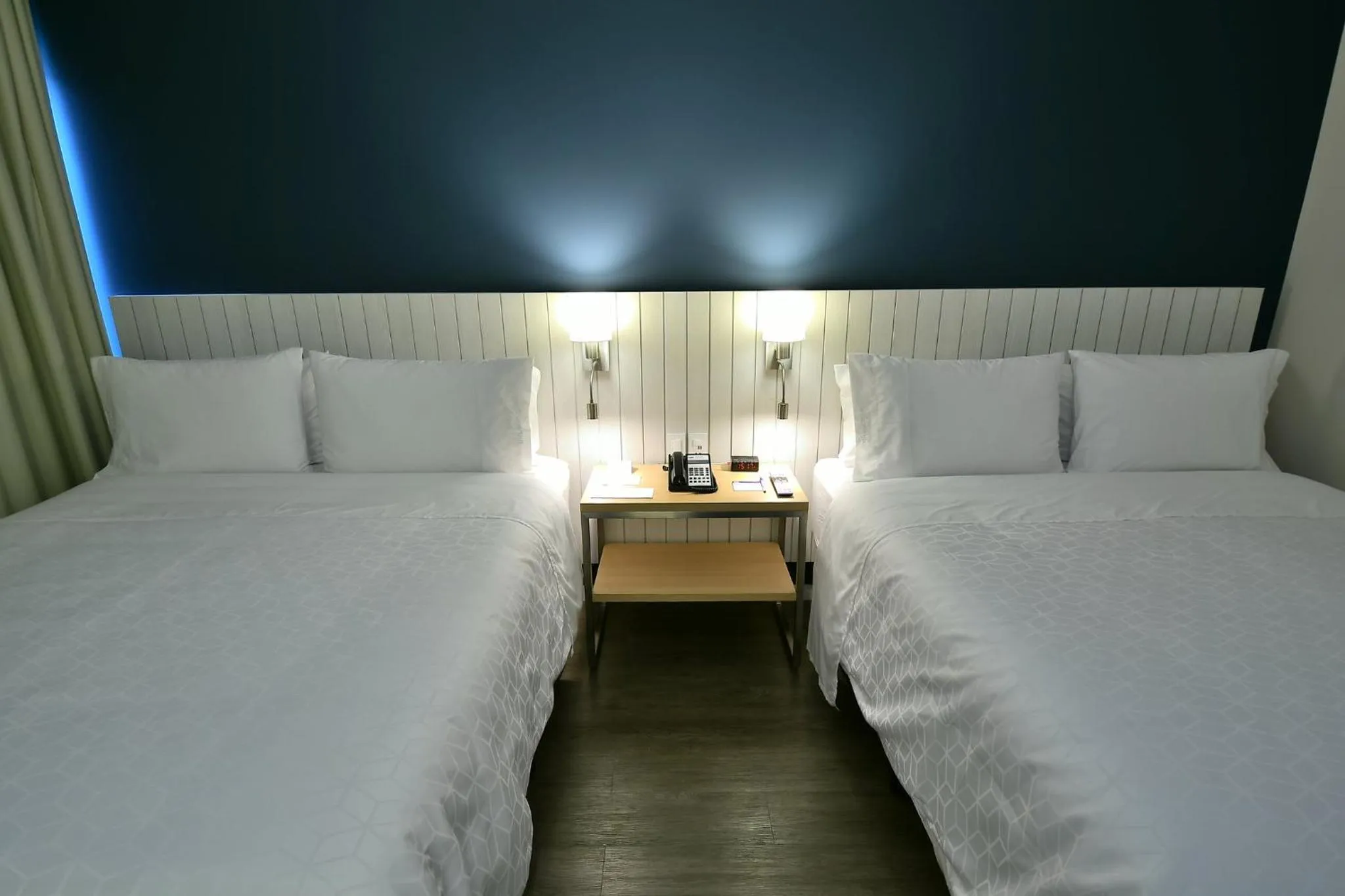 Photo of the whole room, Bed in Holiday Inn Express Asuncion Aviadores by IHG