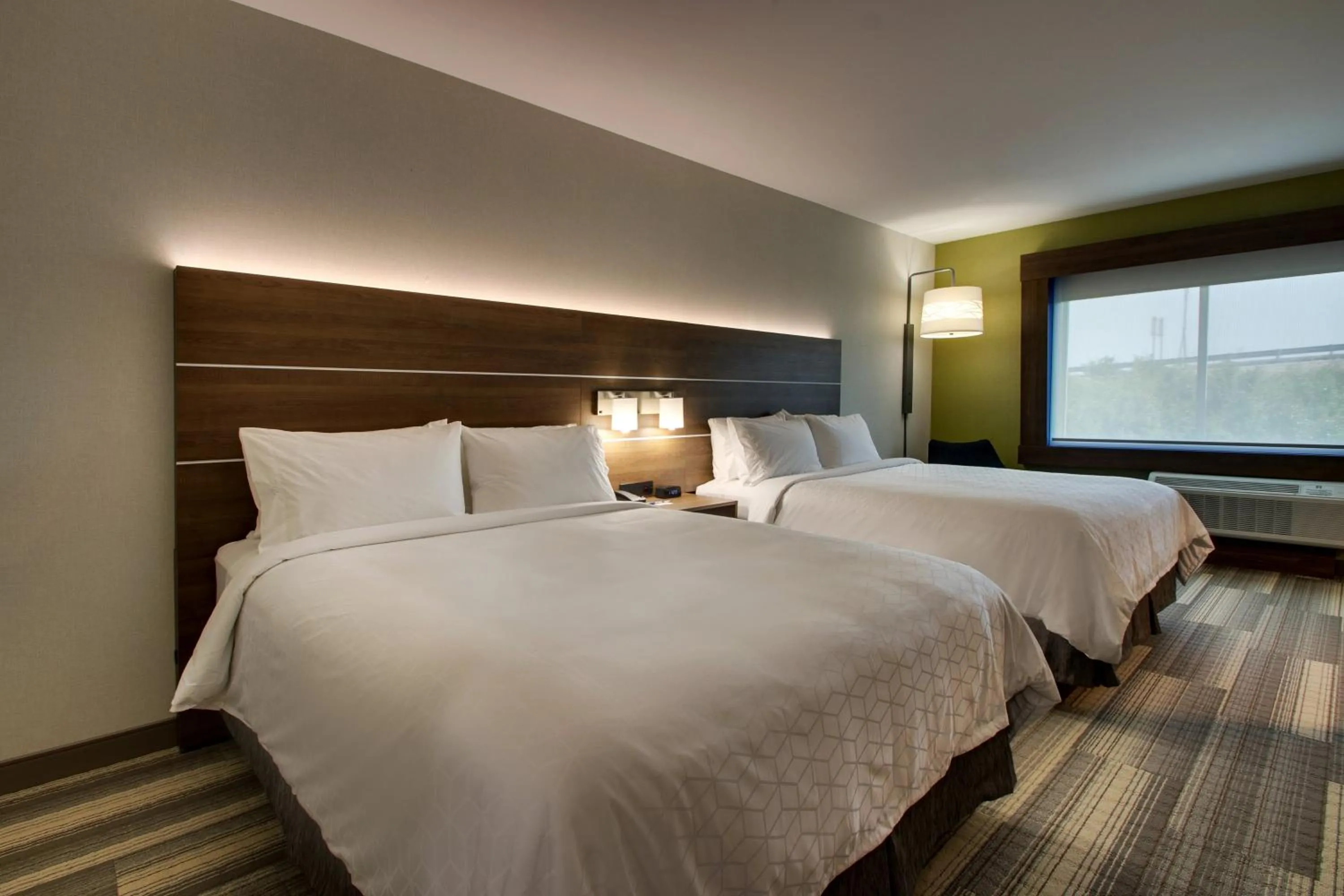 Photo of the whole room, Bed in Holiday Inn Express - Lexington East - Winchester by IHG