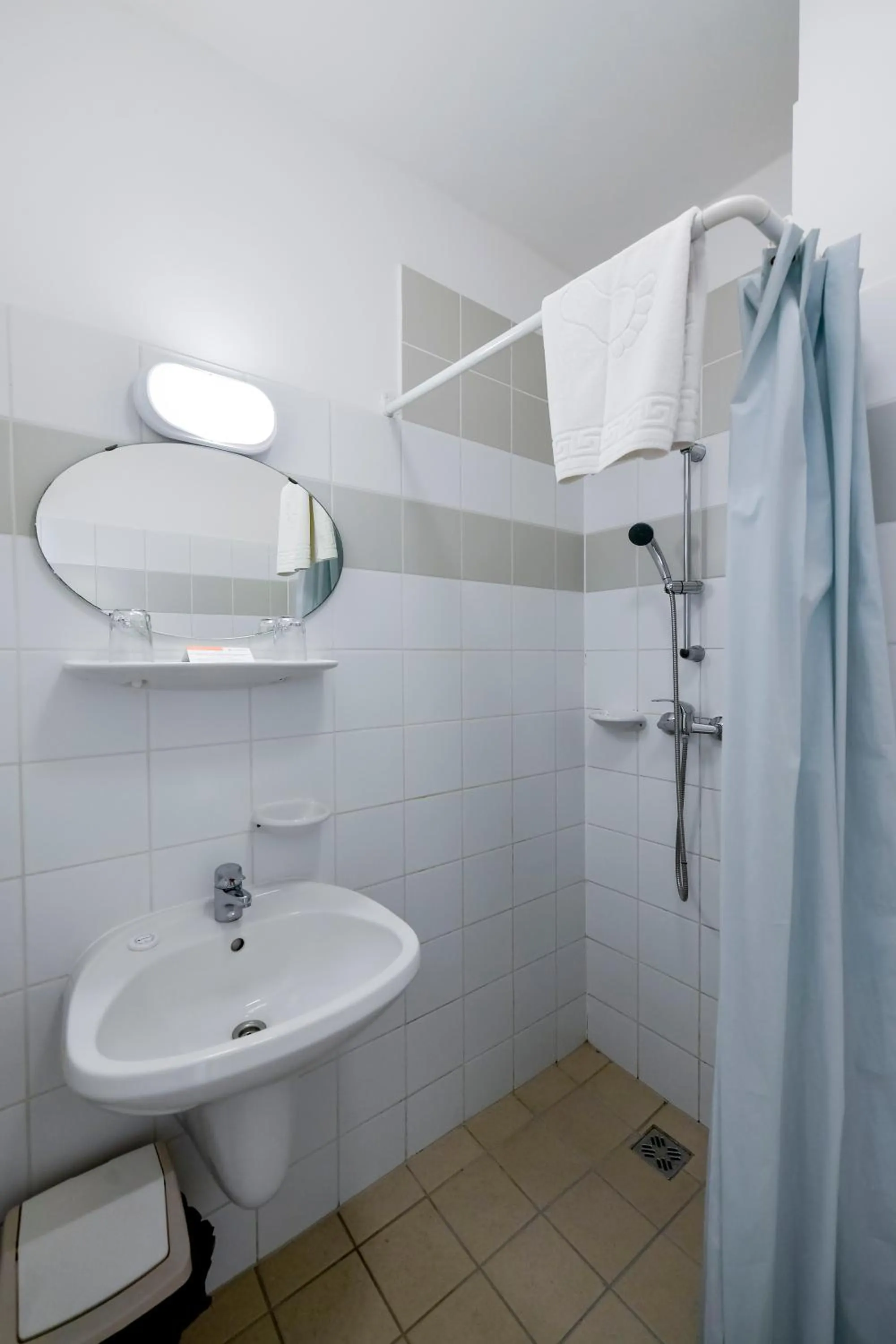 Shower in Campus Hotel