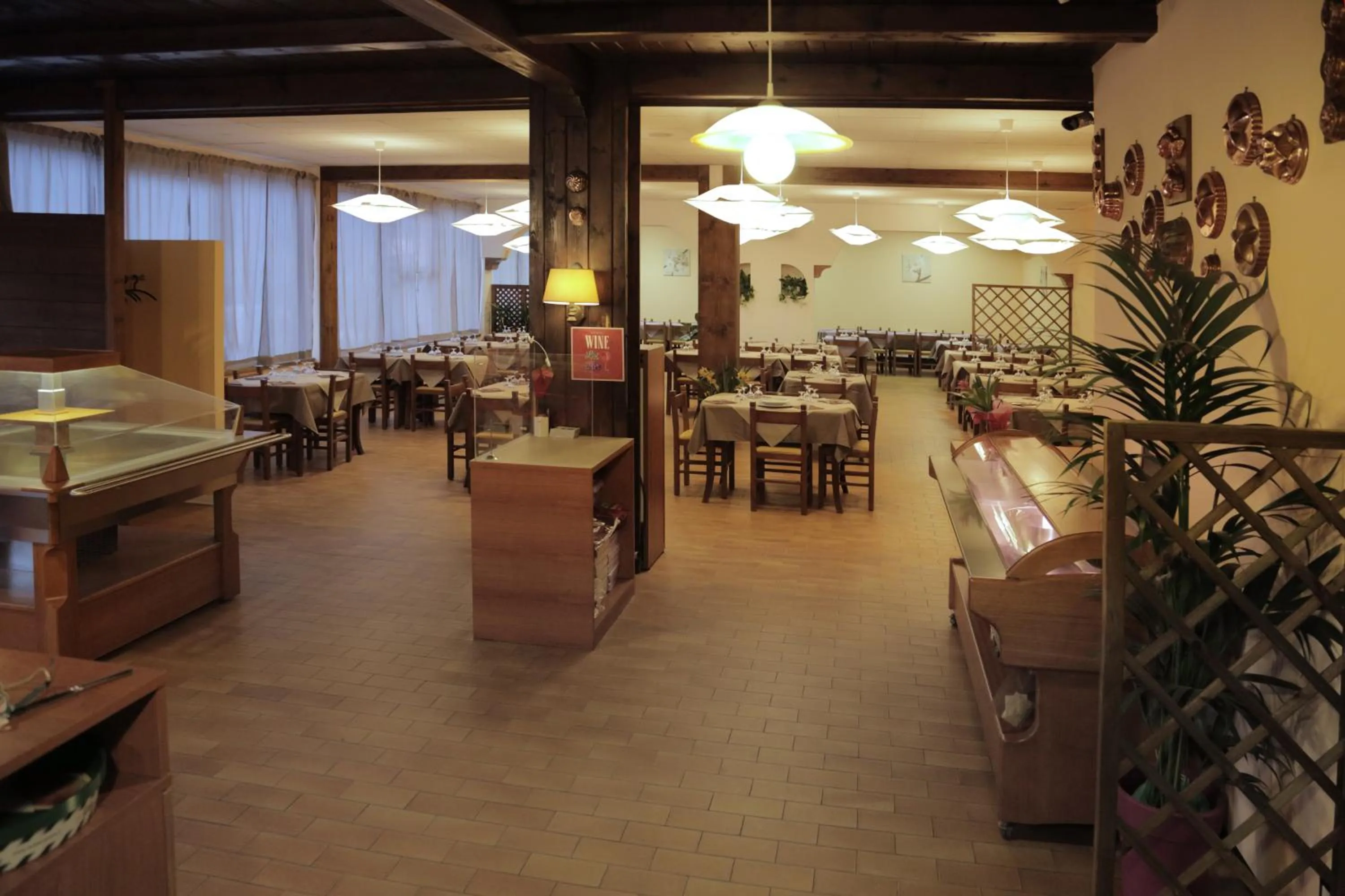 Restaurant/places to eat in Motel Monterosa