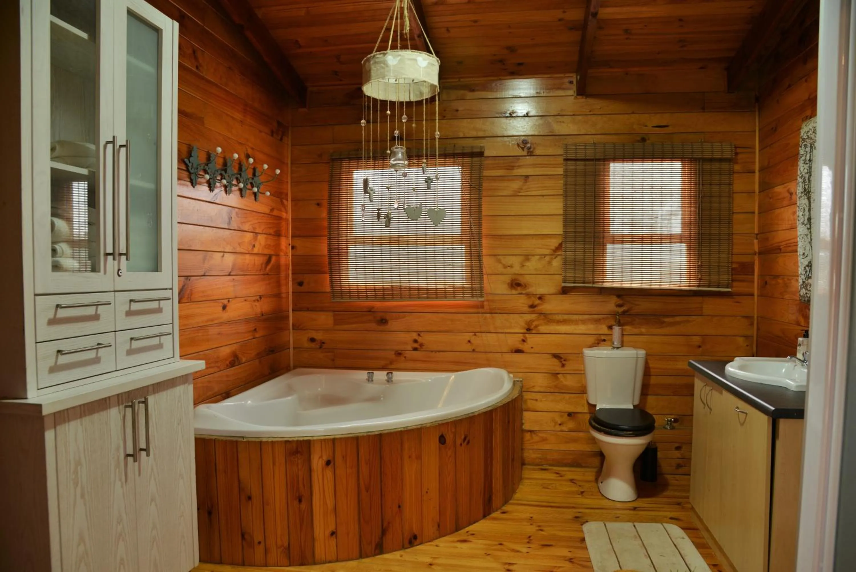 Shower in Anna Beulah Farm