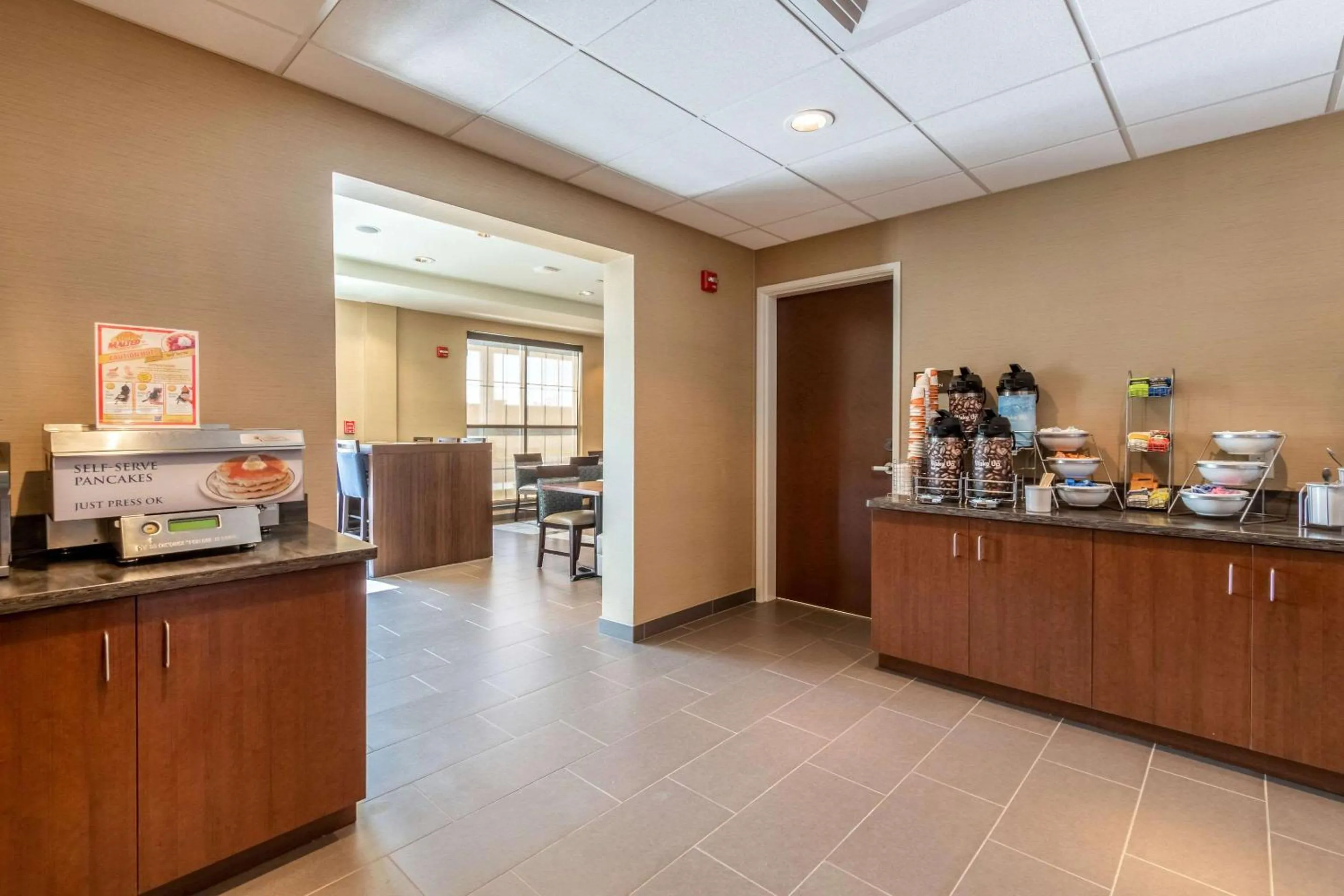 Restaurant/places to eat in Comfort Inn & Suites - Harrisburg Airport - Hershey South
