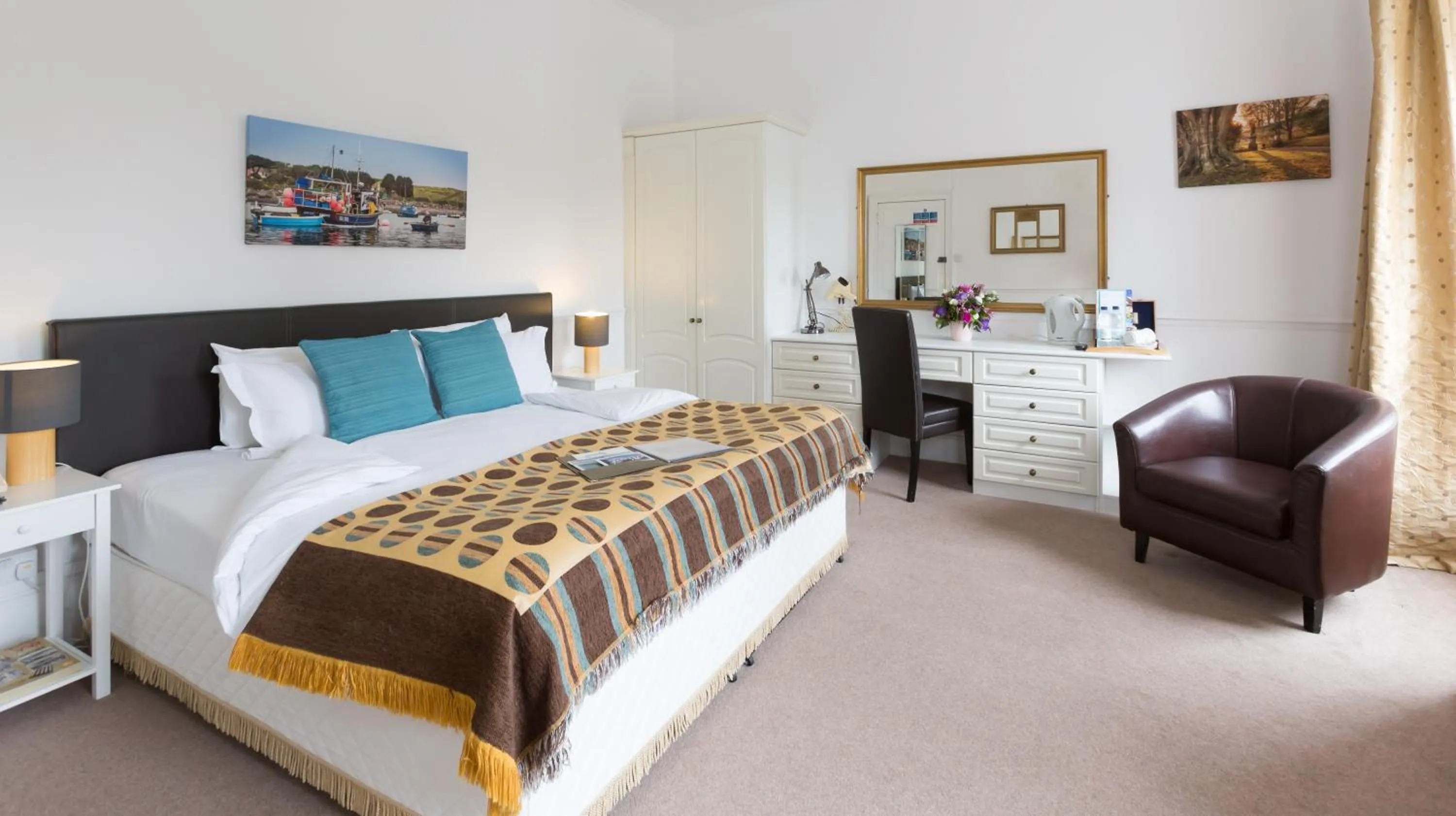 Bed in La Collinette Hotel, Cottages & Apartments