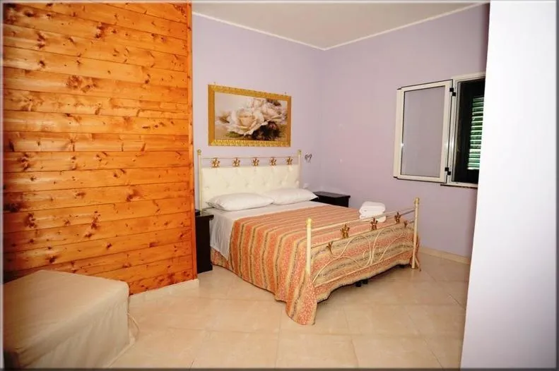 Photo of the whole room in B&B Casa Alba Salentina