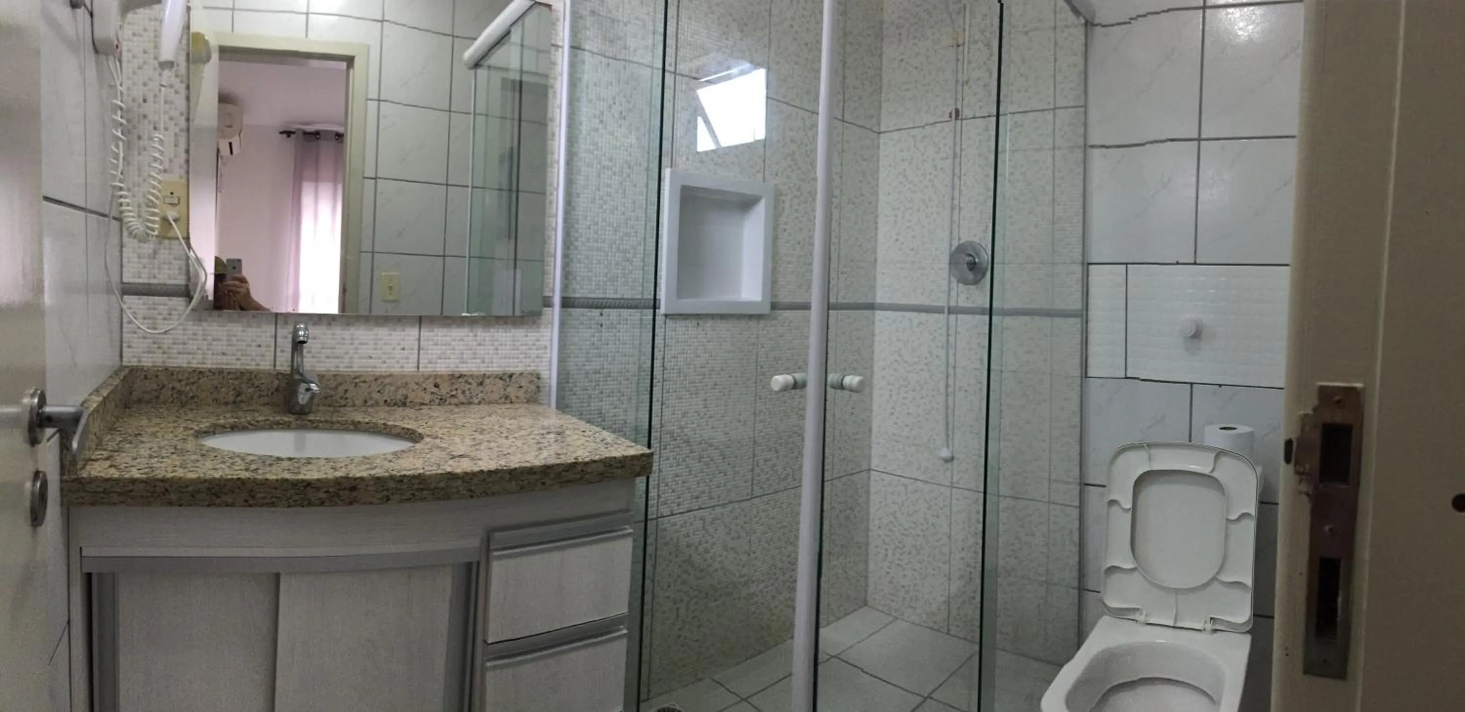 Bedroom in Vila Alaide Praia Hotel