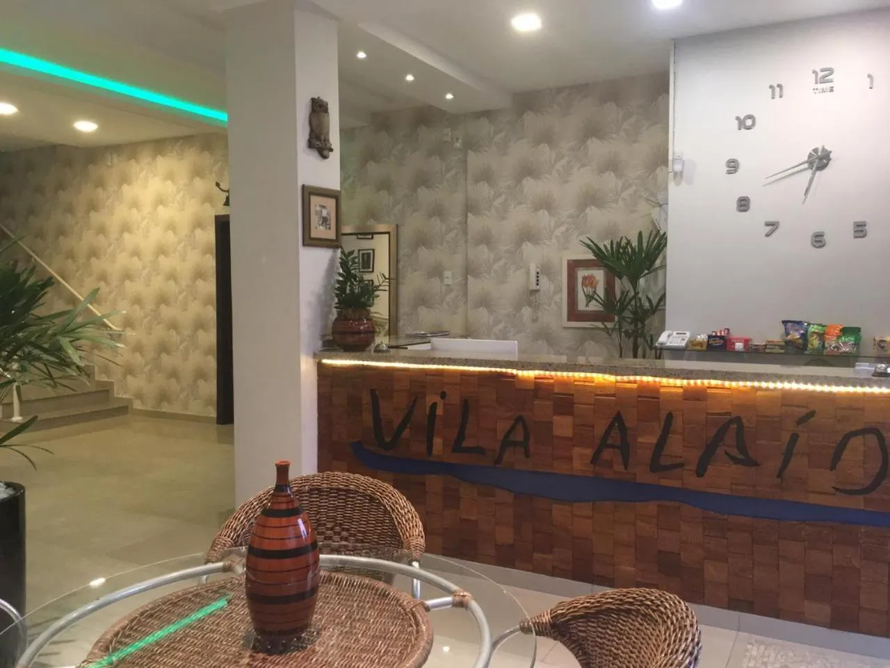 Lobby or reception in Vila Alaide Praia Hotel