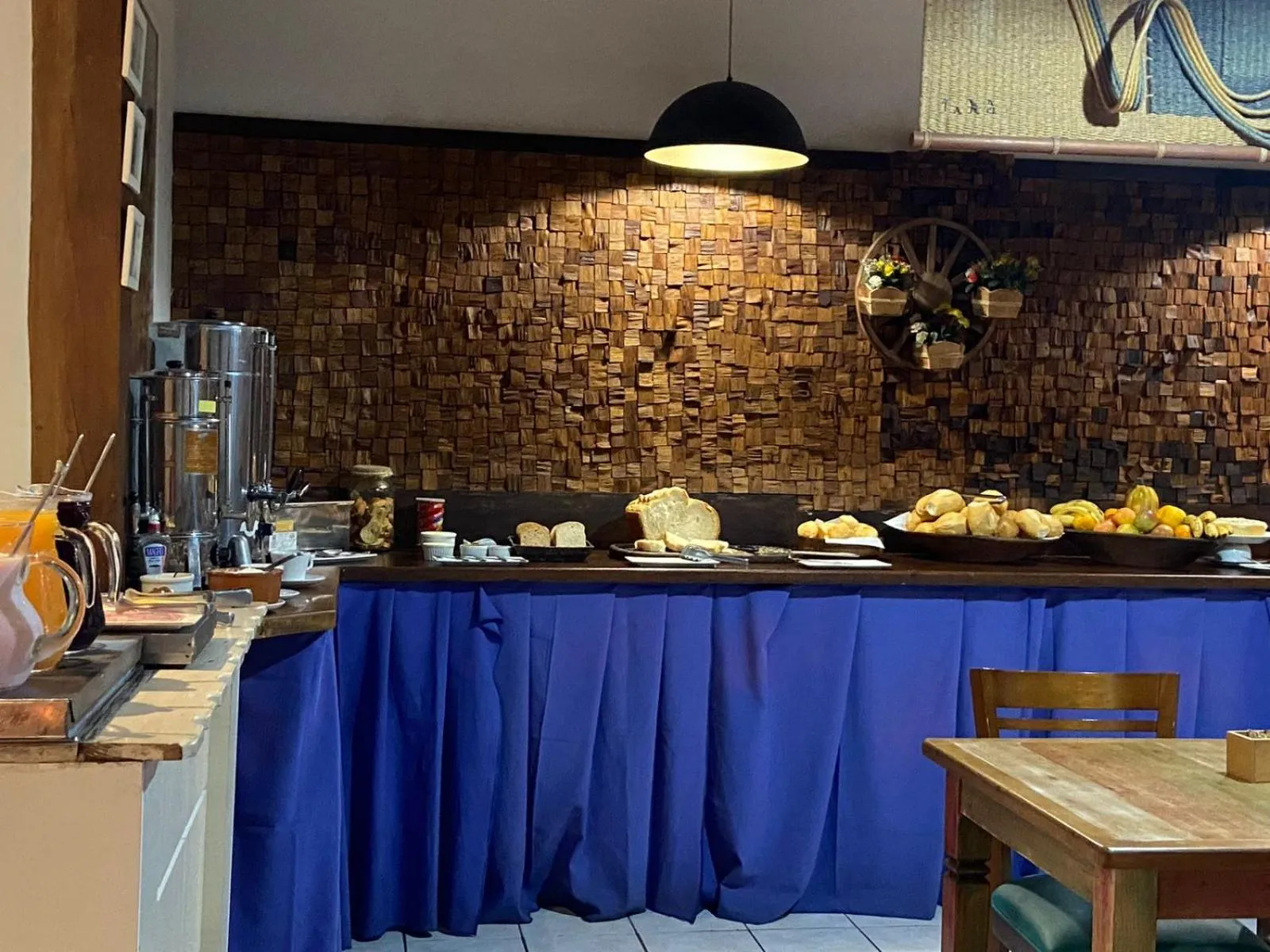 Breakfast in Vila Alaide Praia Hotel