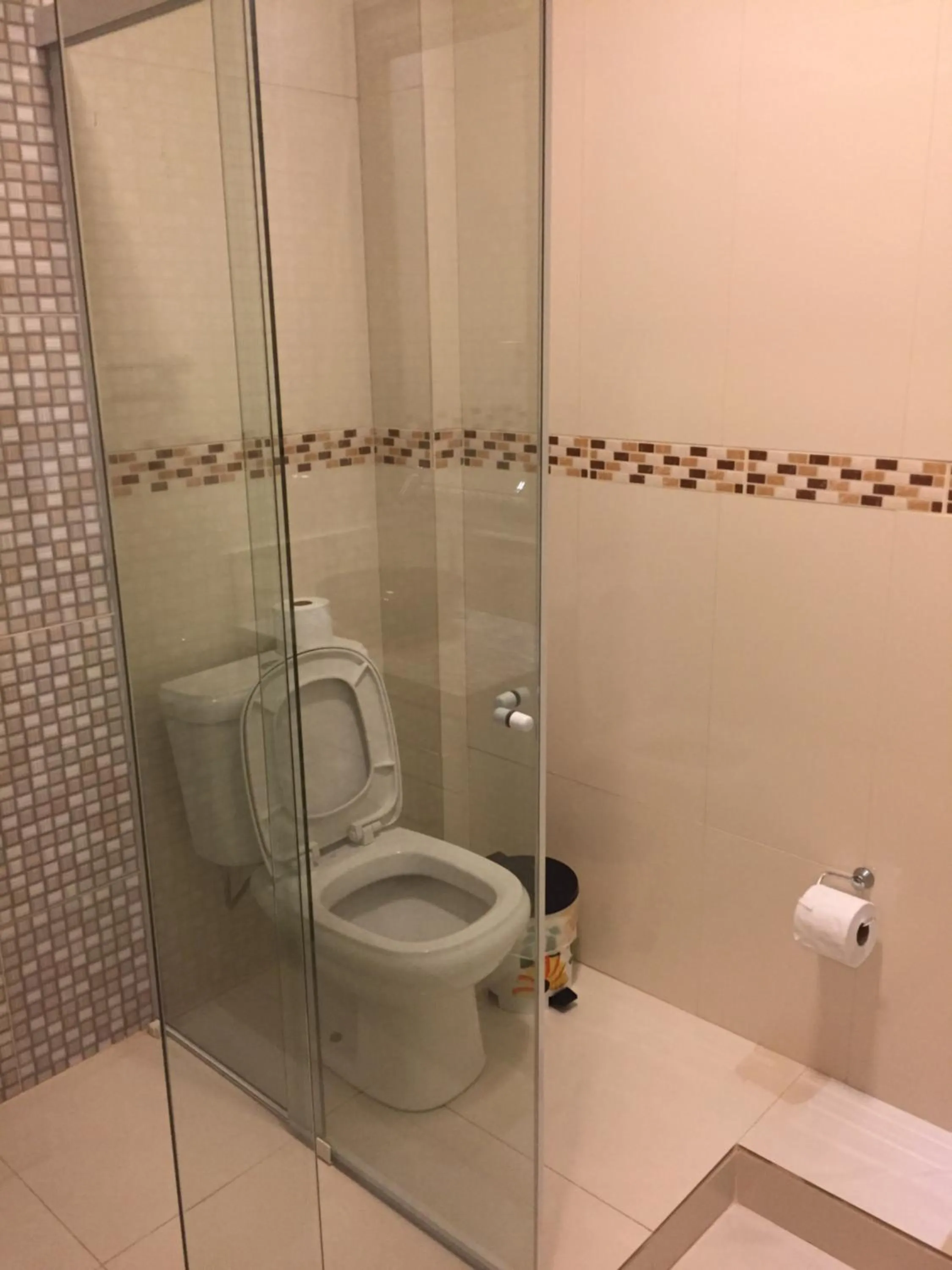 Bathroom in Vila Alaide Praia Hotel