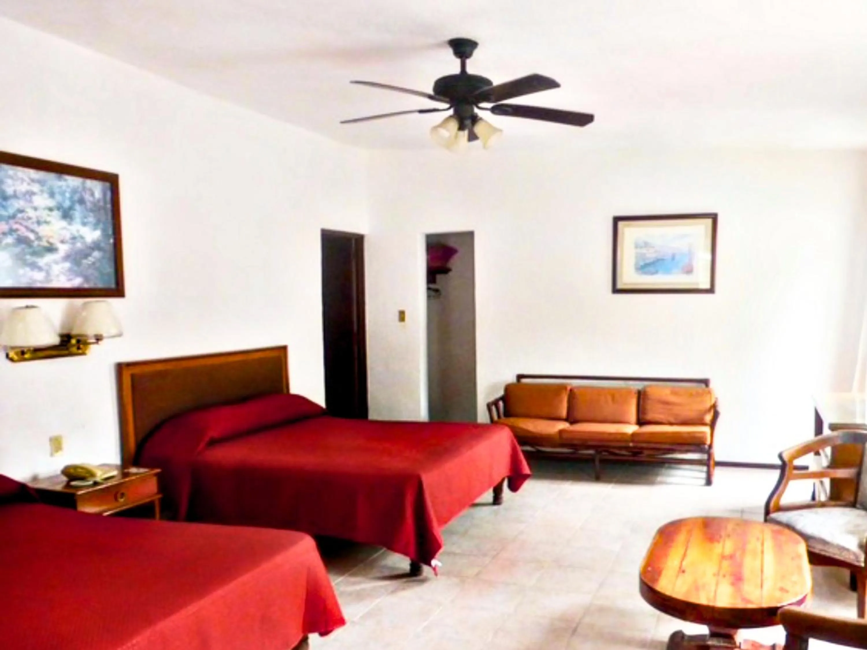 Hotel Bajo el Volcan