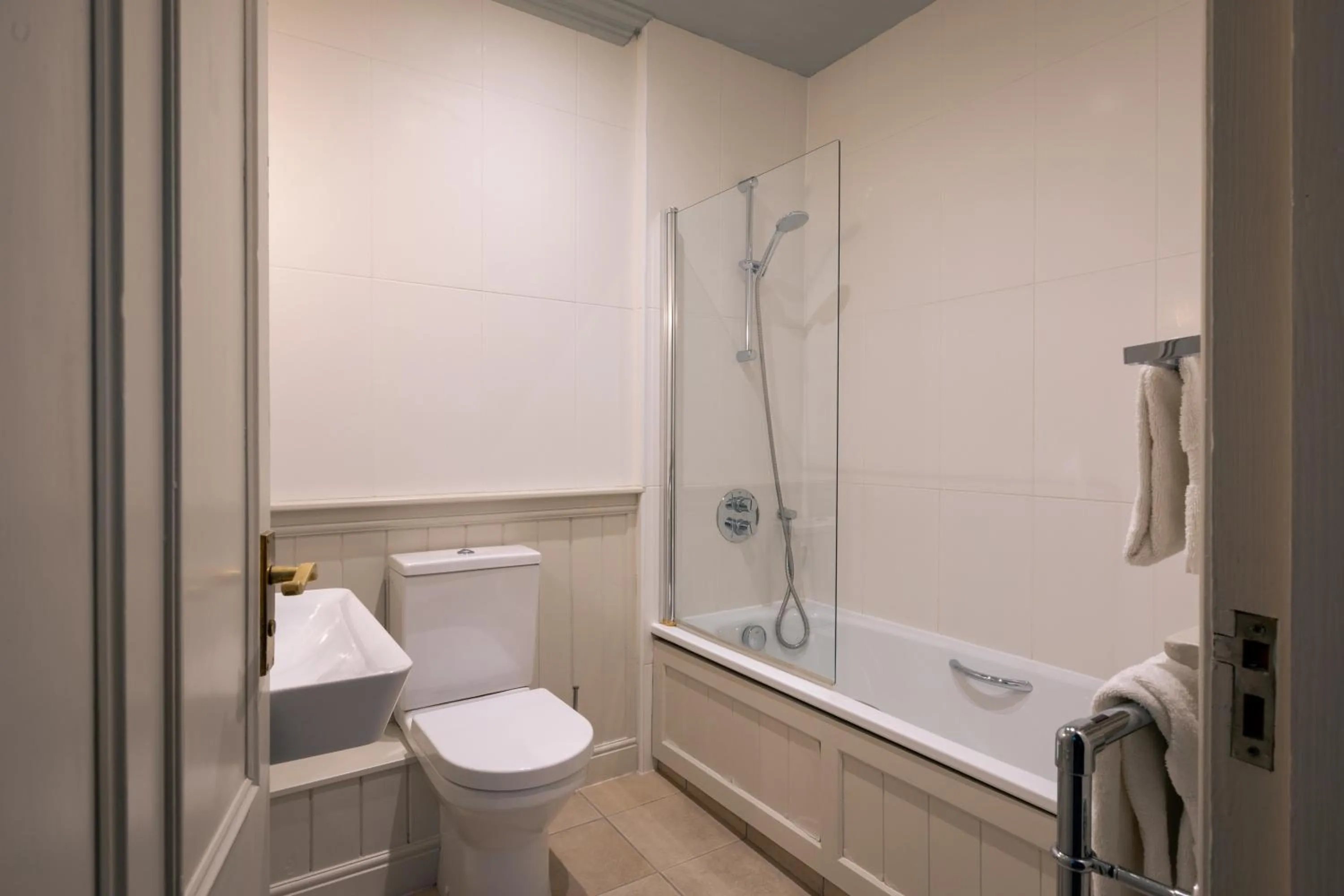 Bathroom in The Fell Hotel