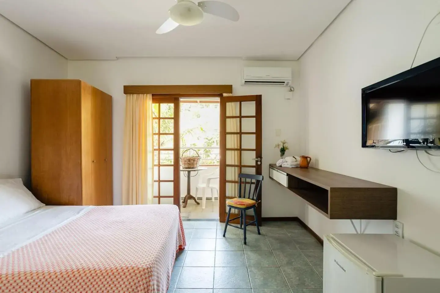 Standard Family Room in GH Bizkaia Standard Family Room in GH Bizkaia