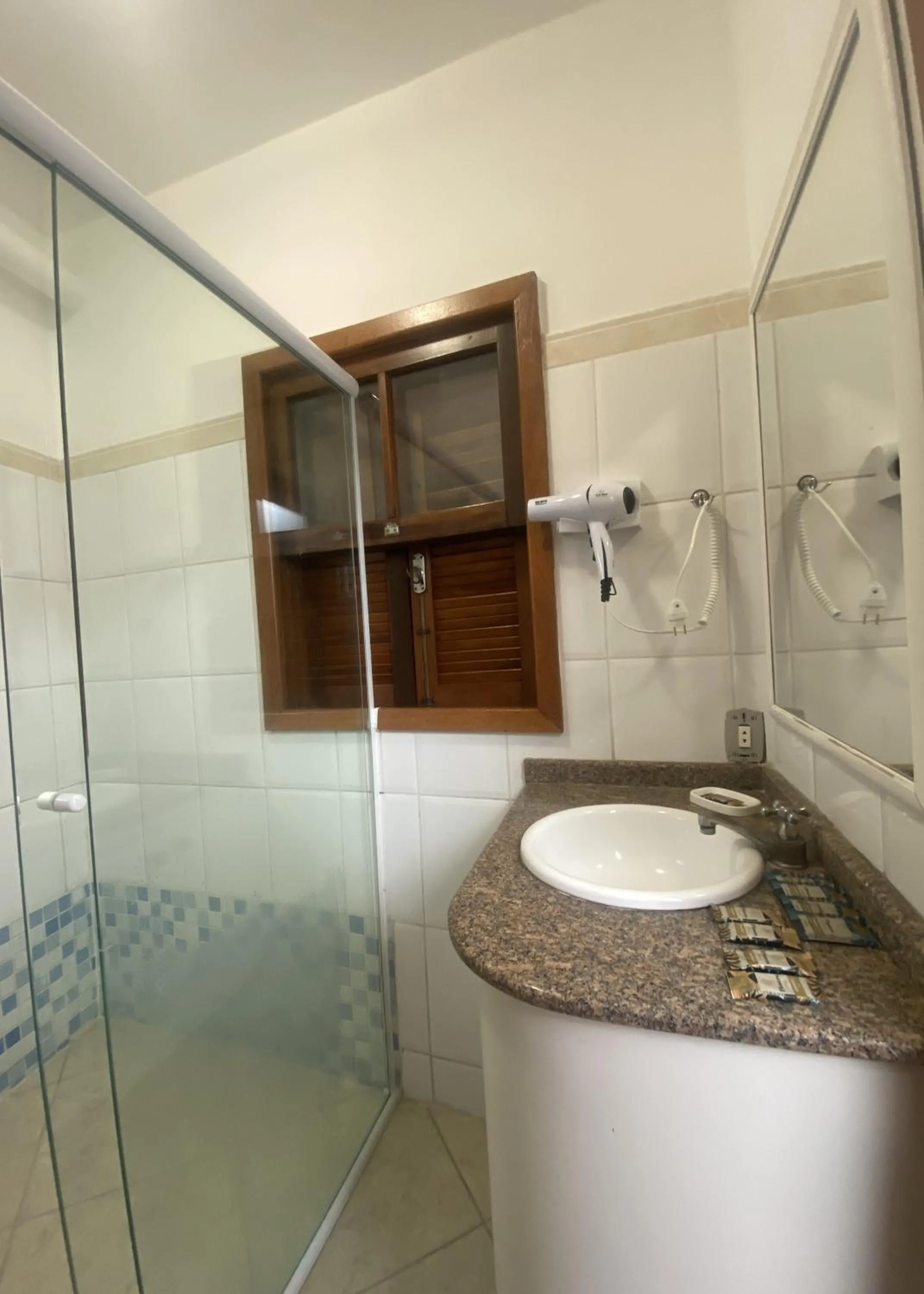 Shower in GH Bizkaia