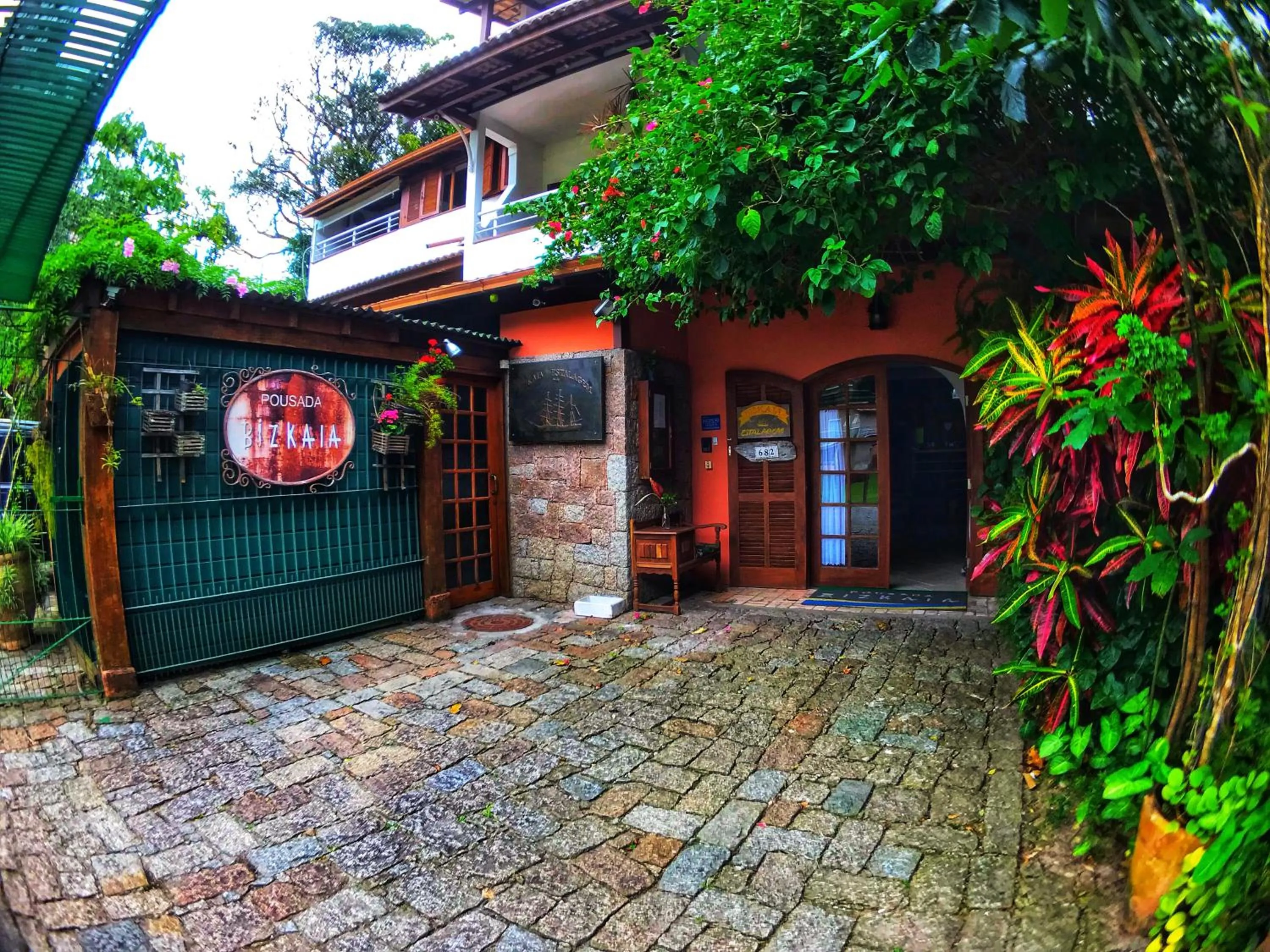 Facade/entrance in GH Bizkaia
