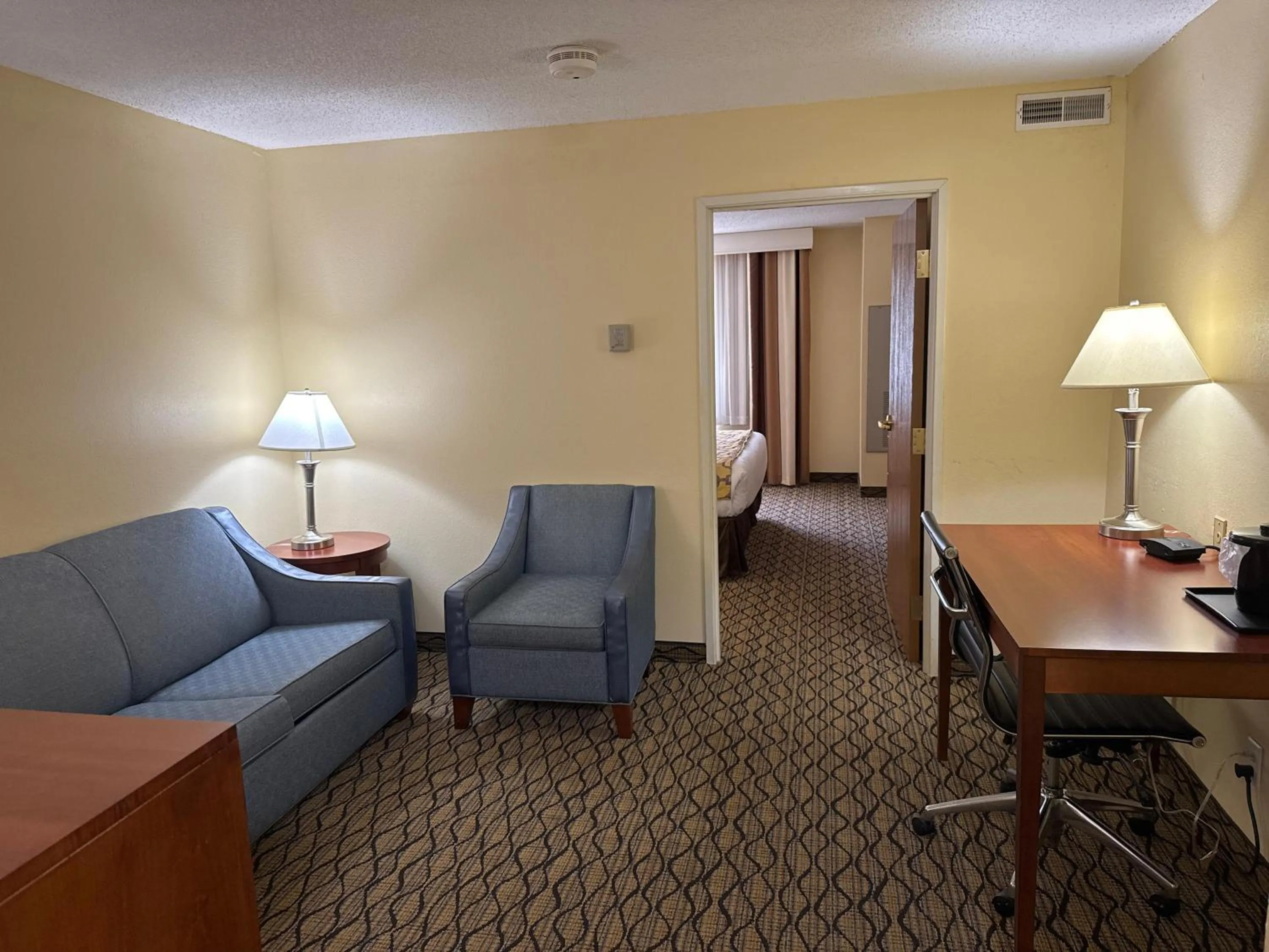 Baymont by Wyndham Mishawaka South Bend Area