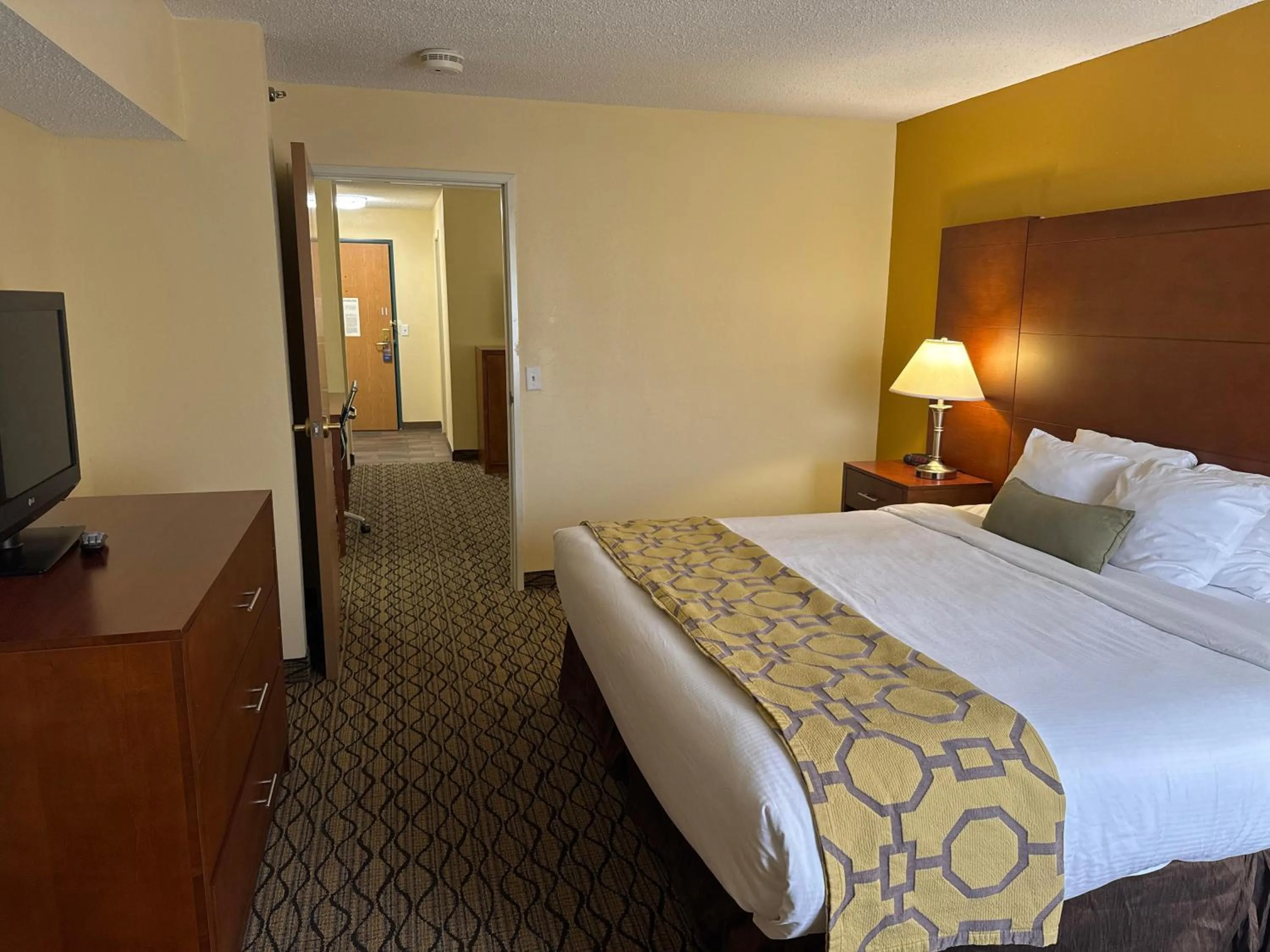 Bed in Baymont by Wyndham Mishawaka South Bend Area