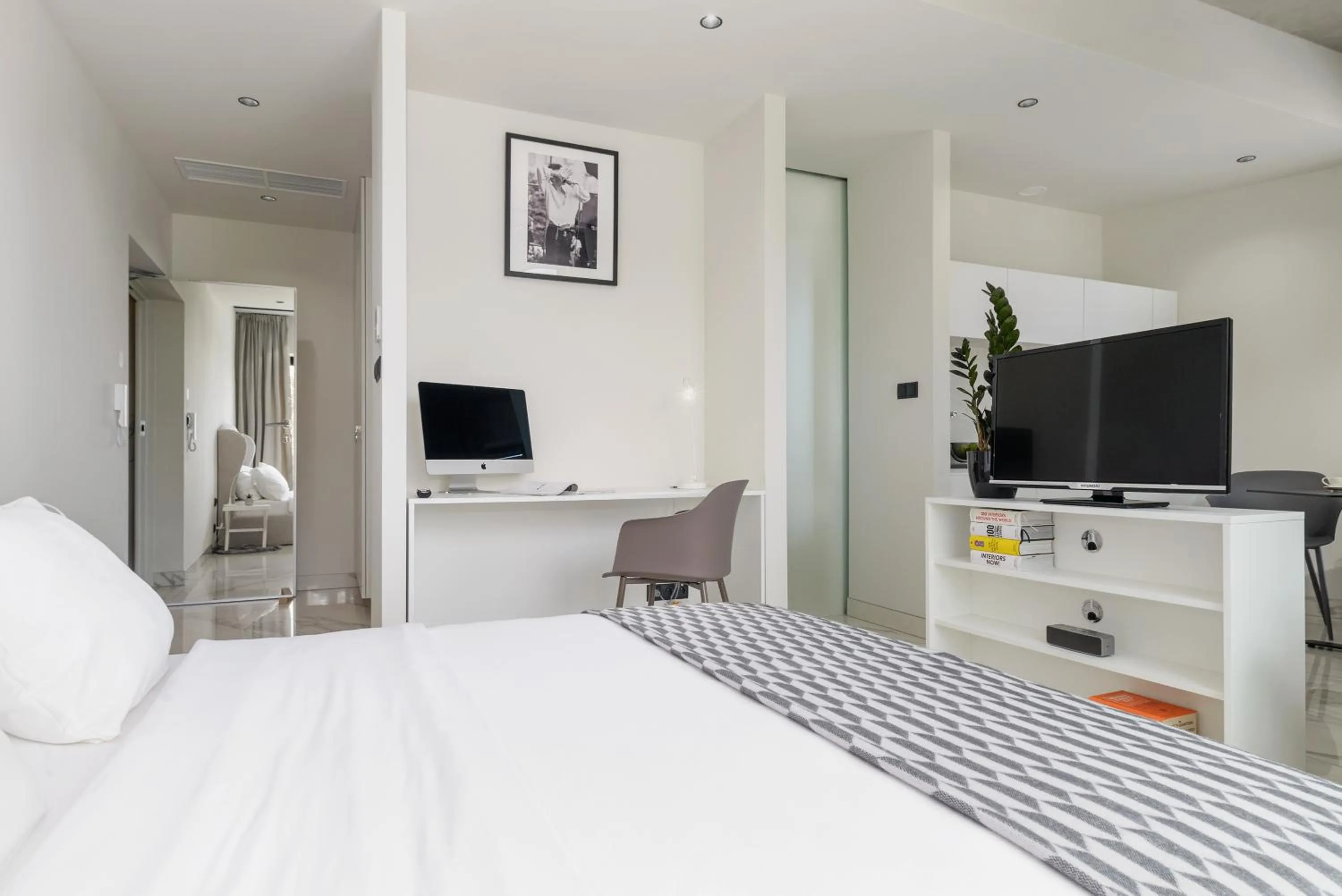 Photo of the whole room, Bed in Centro Design Apartments - Półwiejska