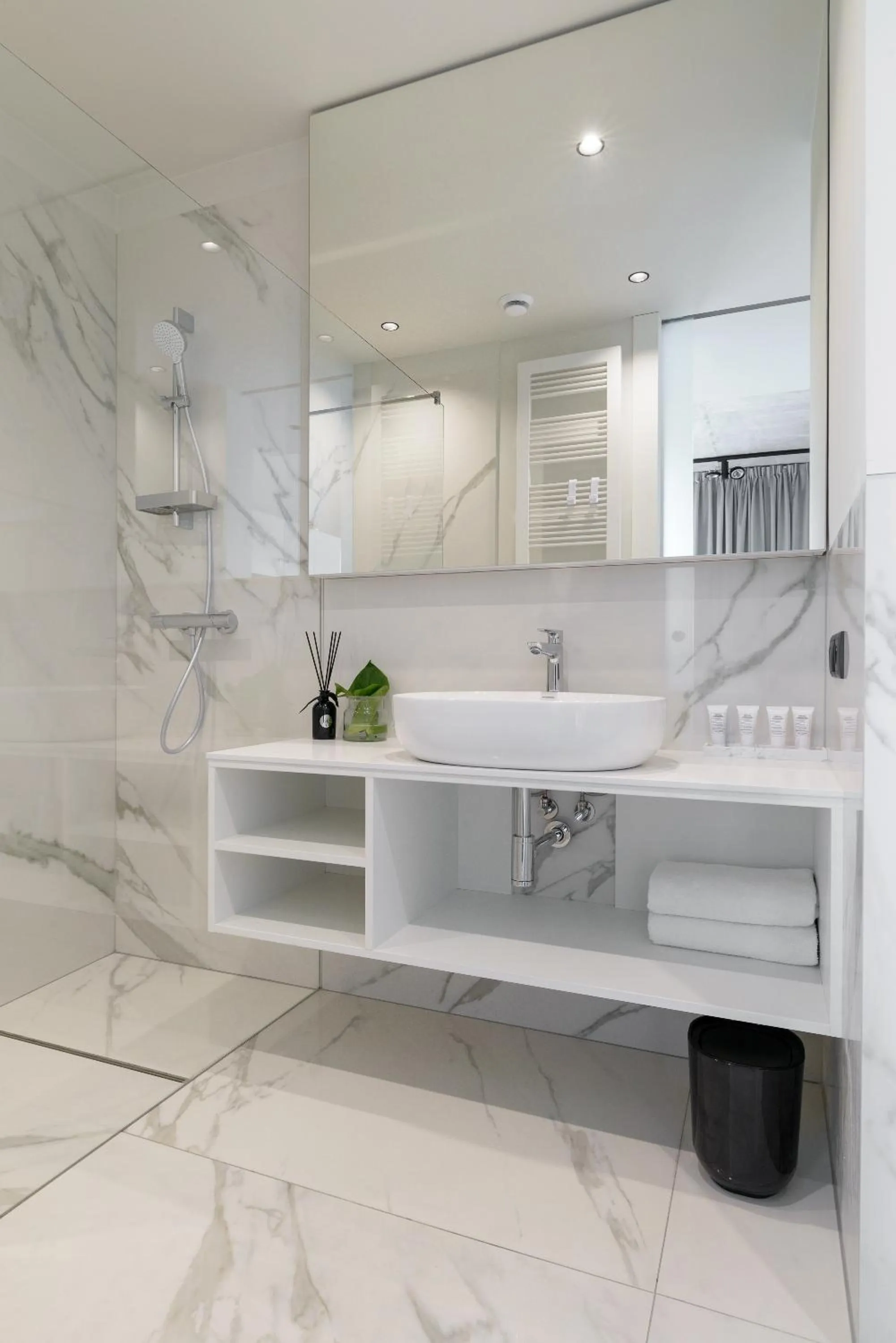 Bathroom in Centro Design Apartments - Półwiejska