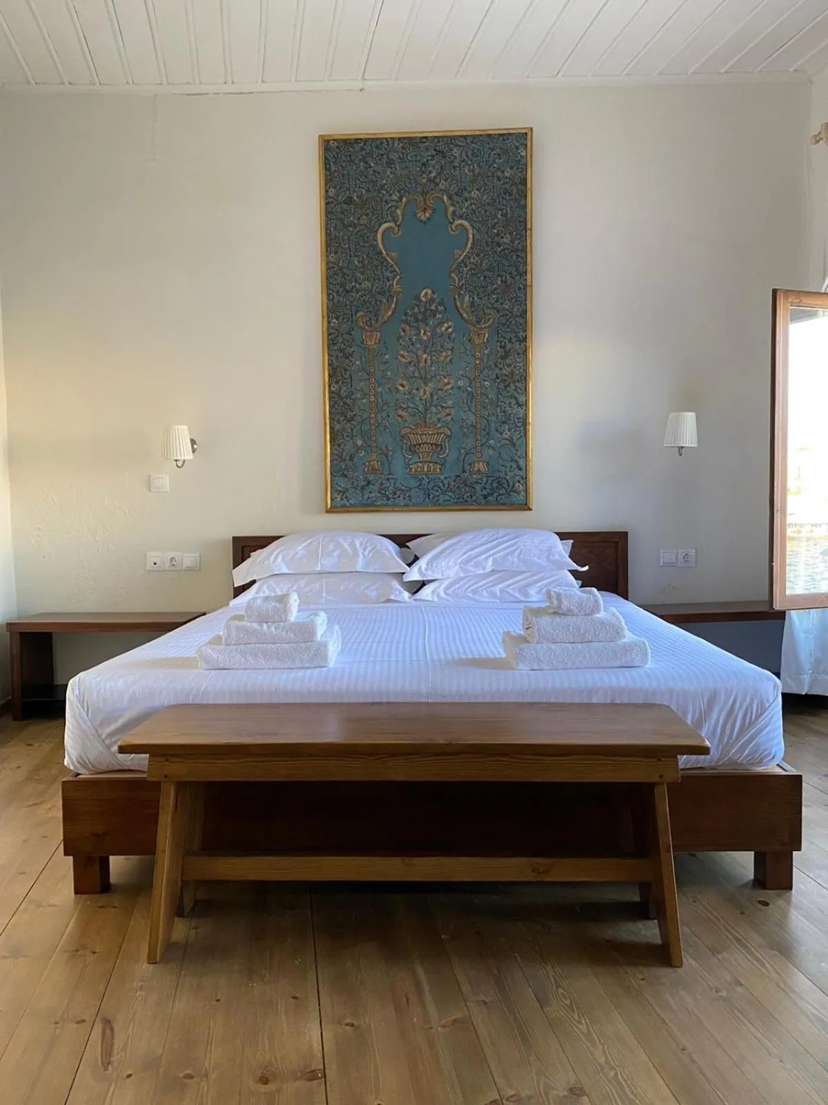 Bed in Captain Vasilis Hotel