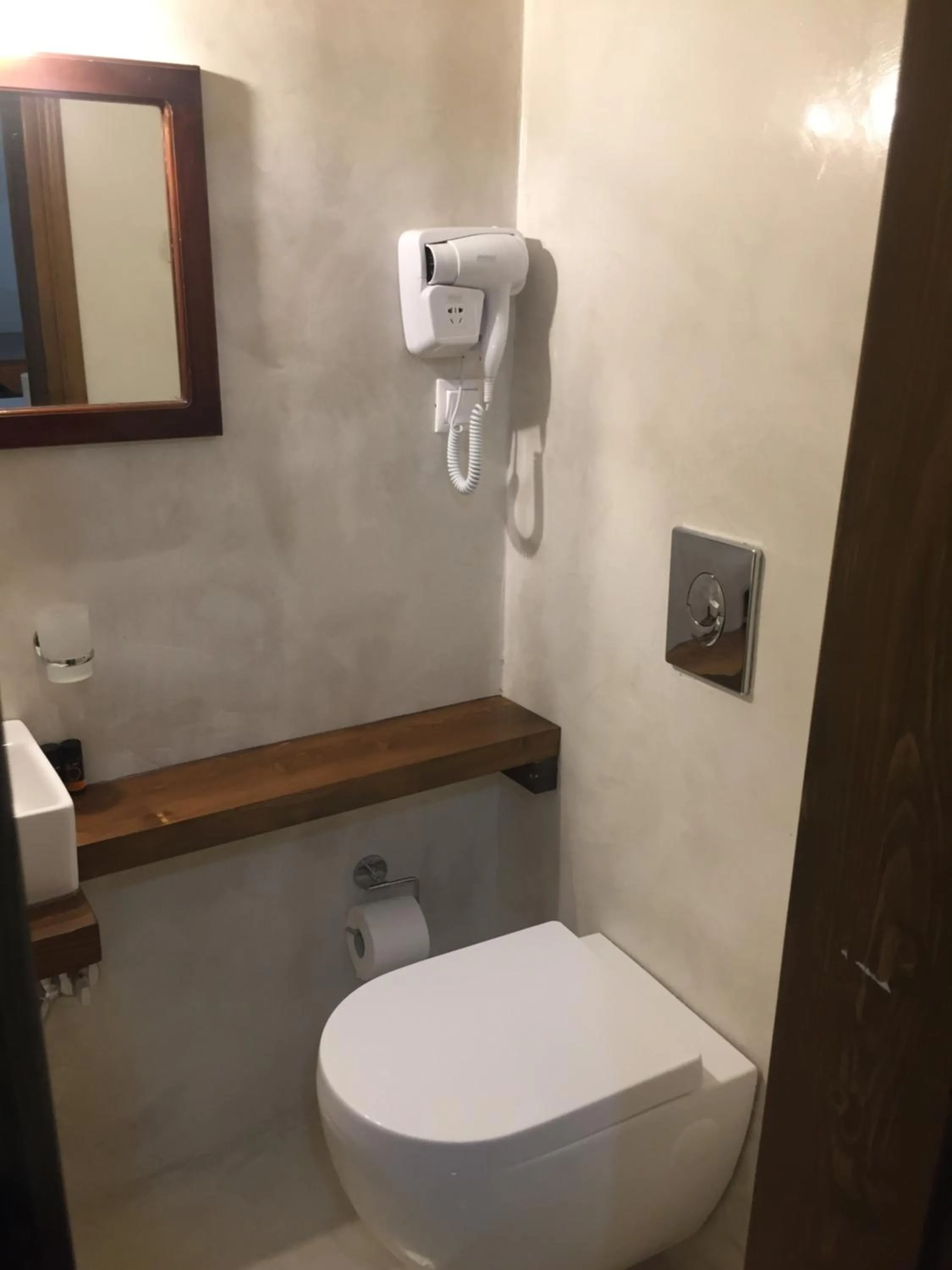 Bathroom in Captain Vasilis Hotel