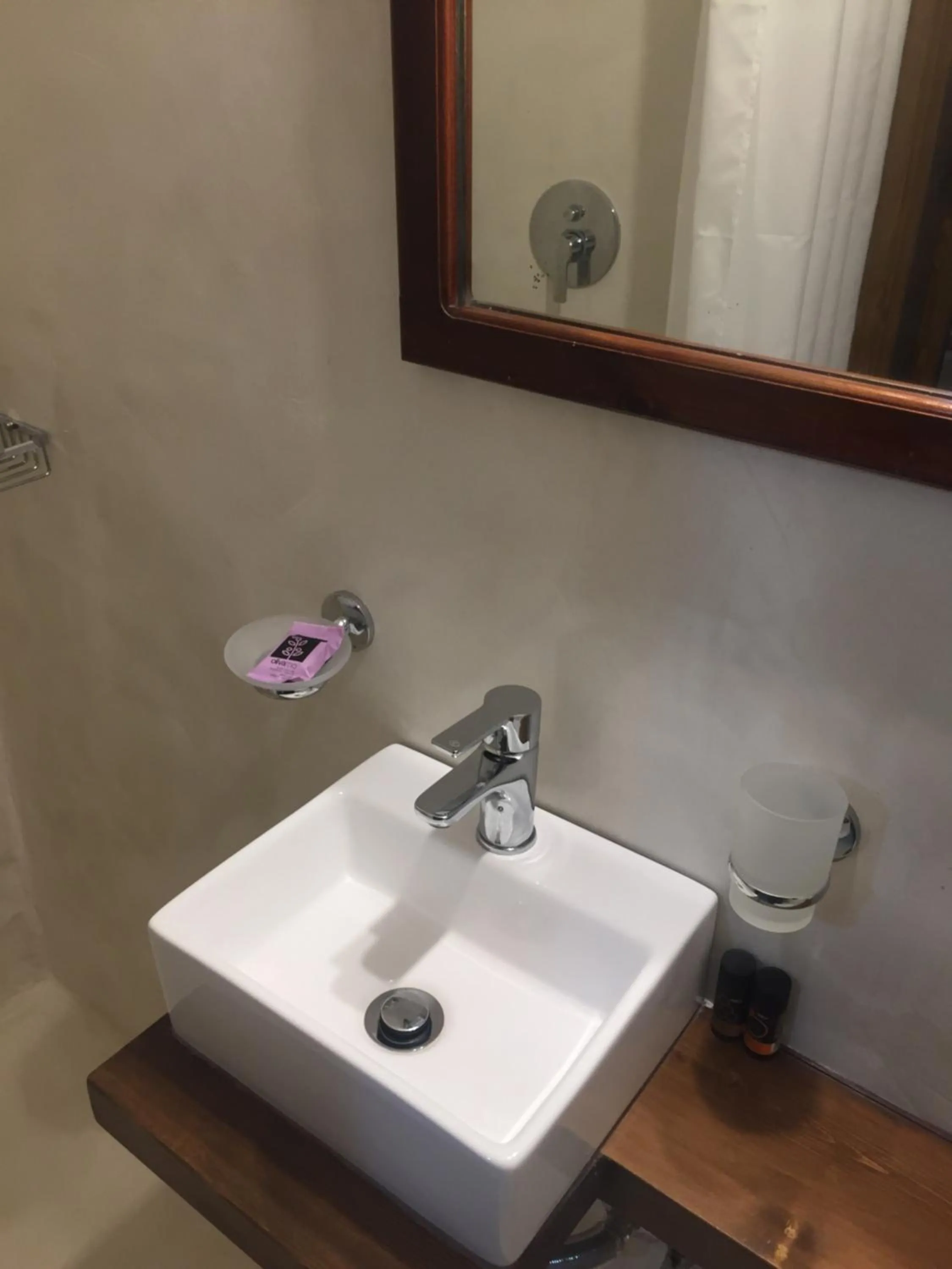 Bathroom in Captain Vasilis Hotel