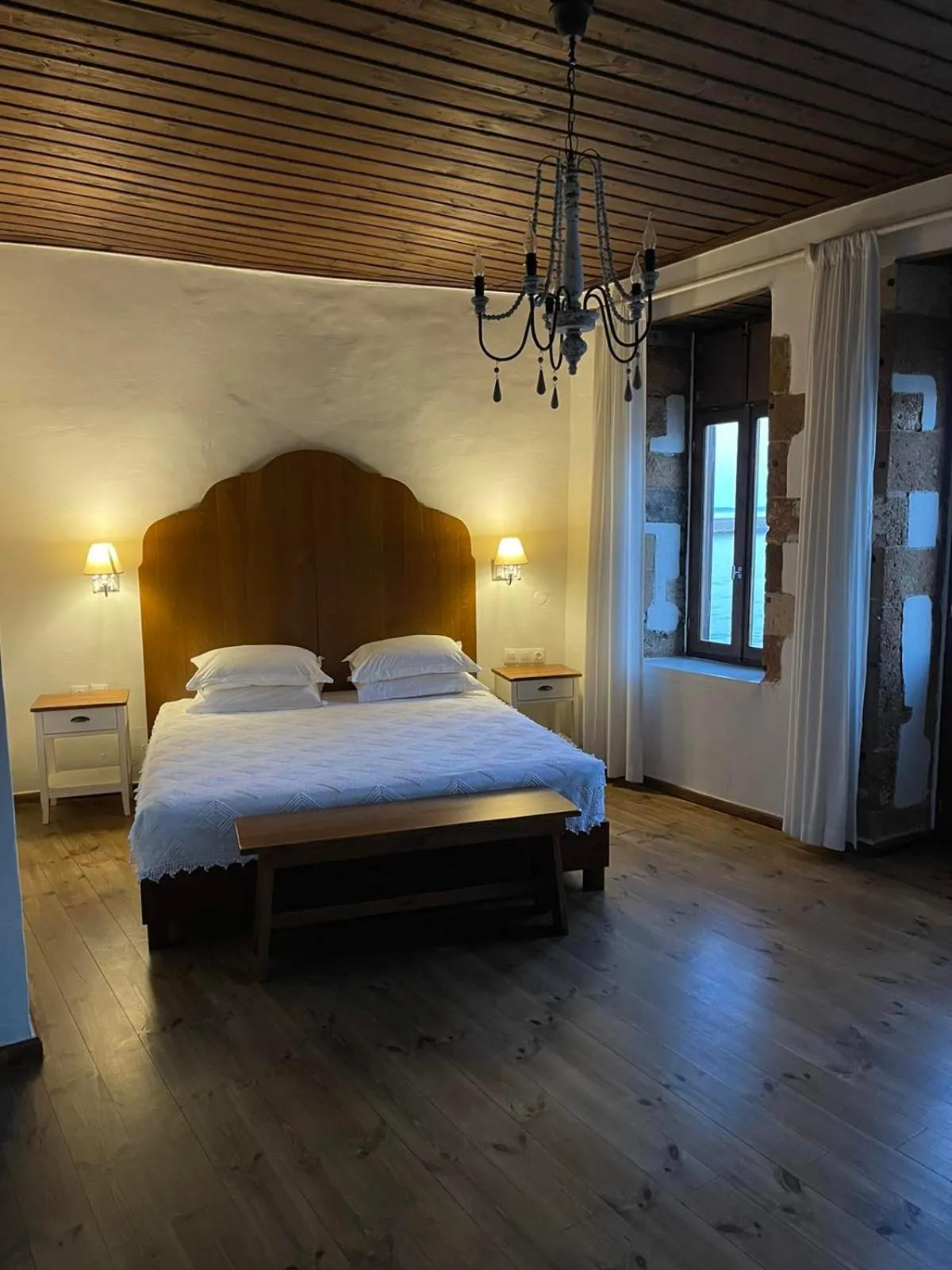 Bedroom in Captain Vasilis Hotel