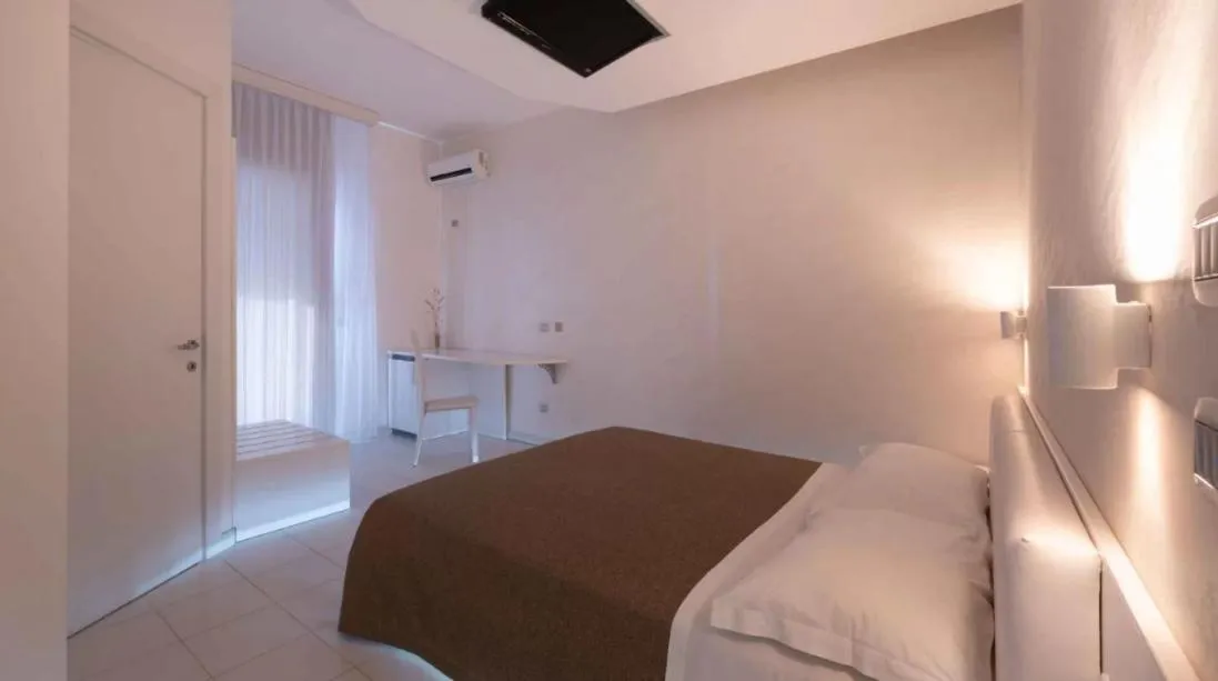 Bed in L'Ecce Sphero