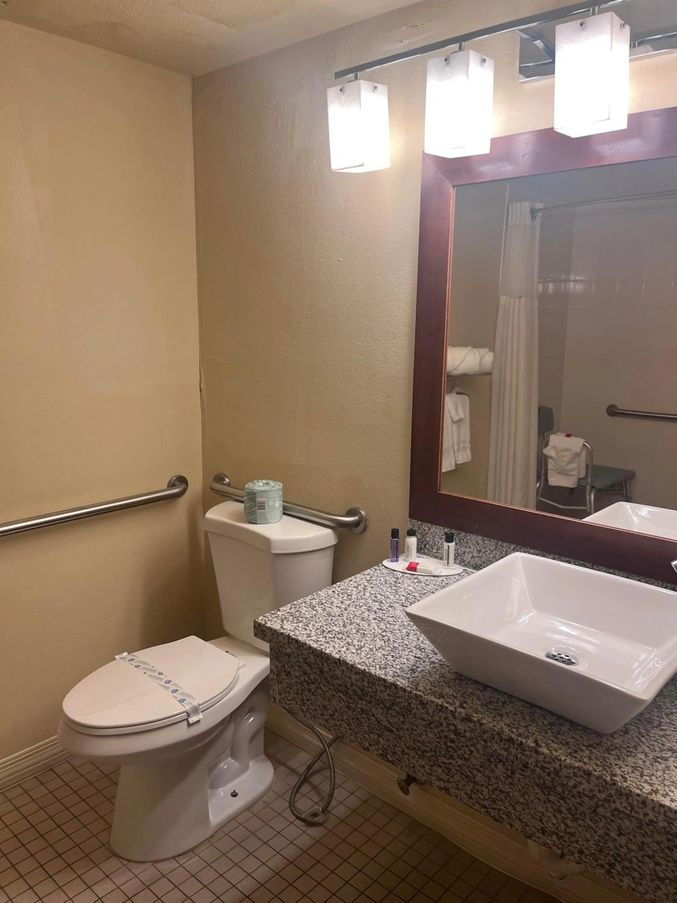 Ramada Downtown by Wyndham Anchorage