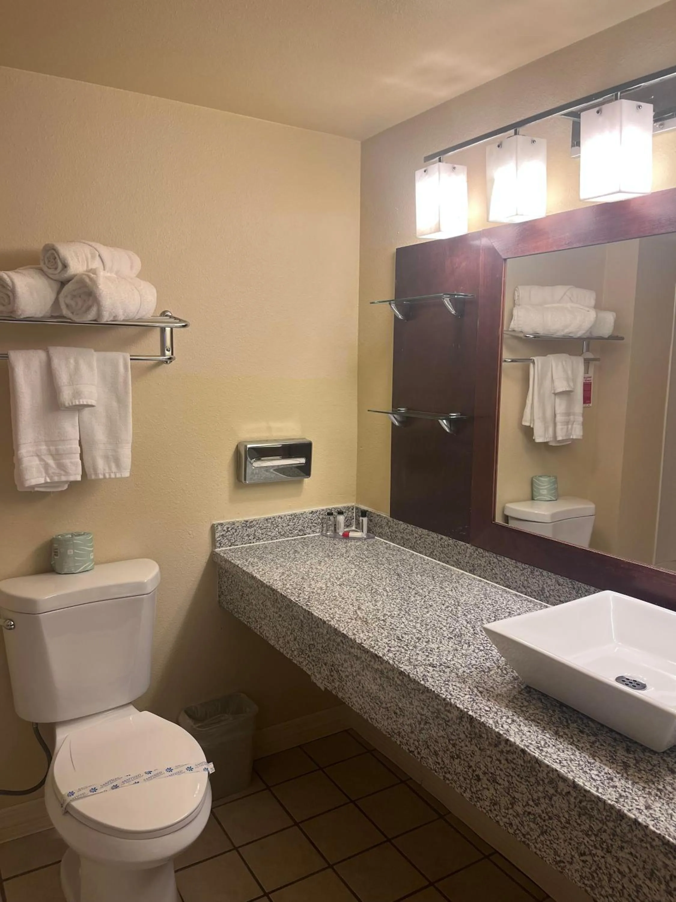 Ramada Downtown by Wyndham Anchorage