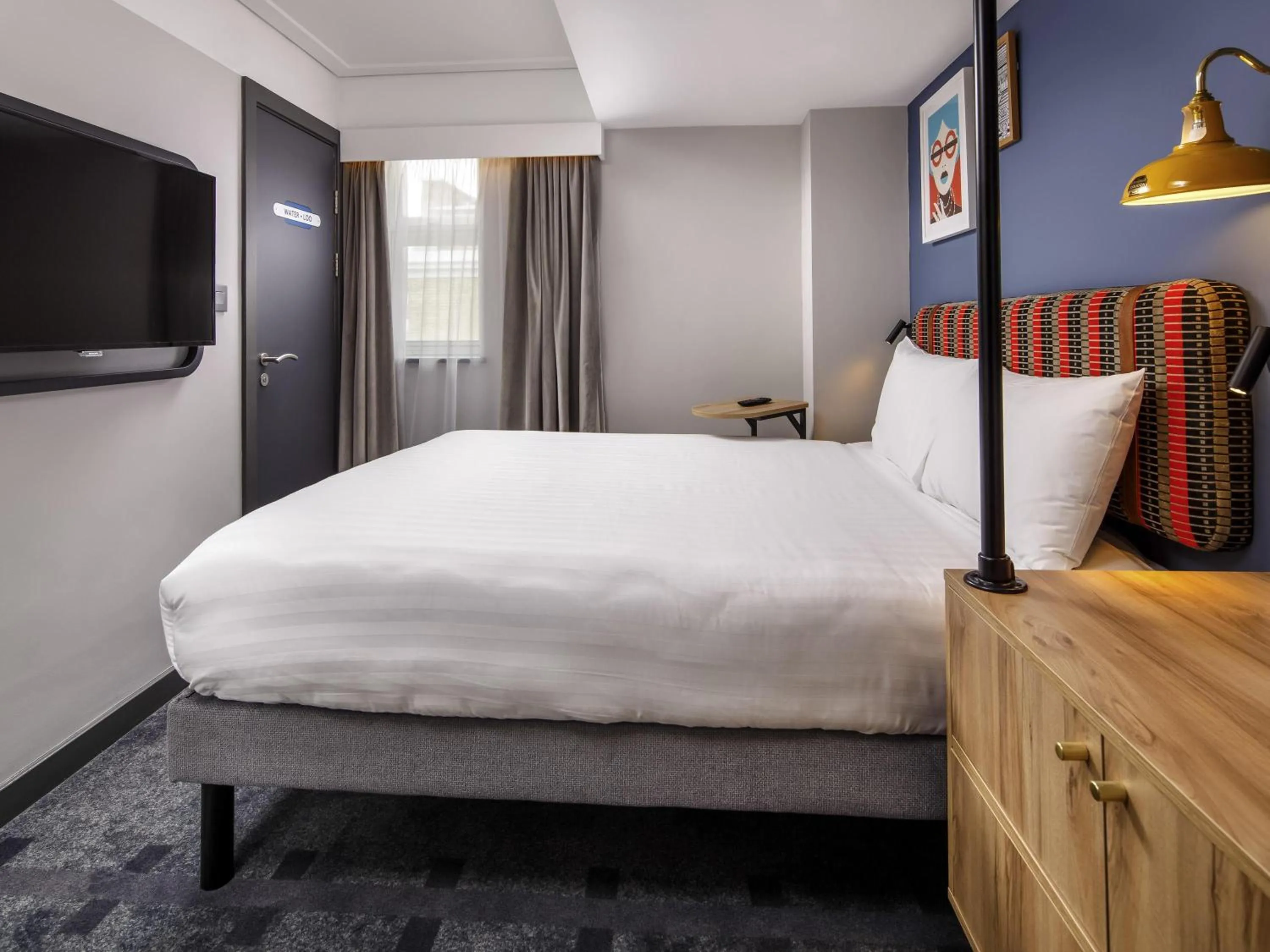 Bedroom, Bed in ibis Styles London Gloucester Road