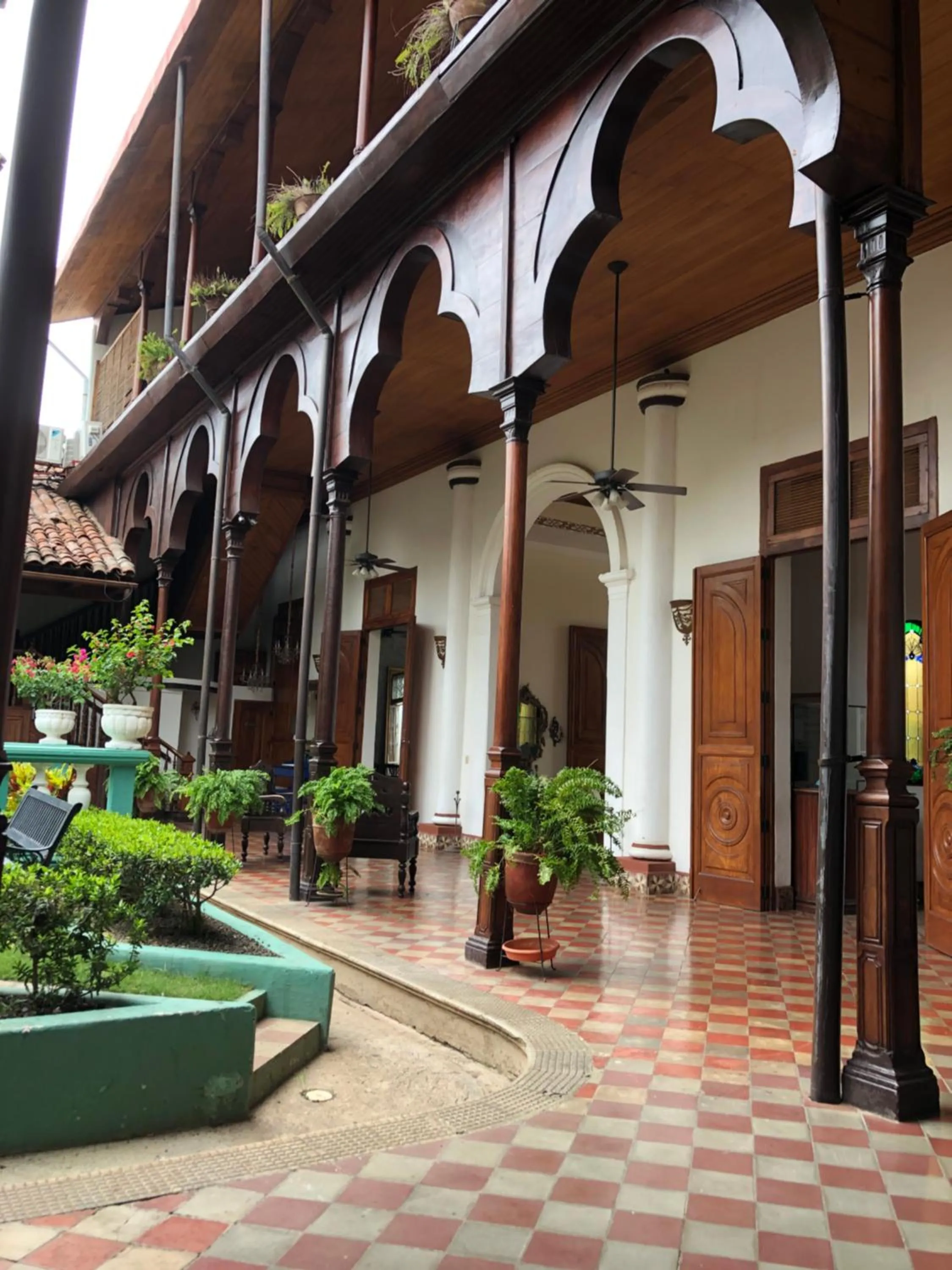 Patio in Hotel Dario Granada